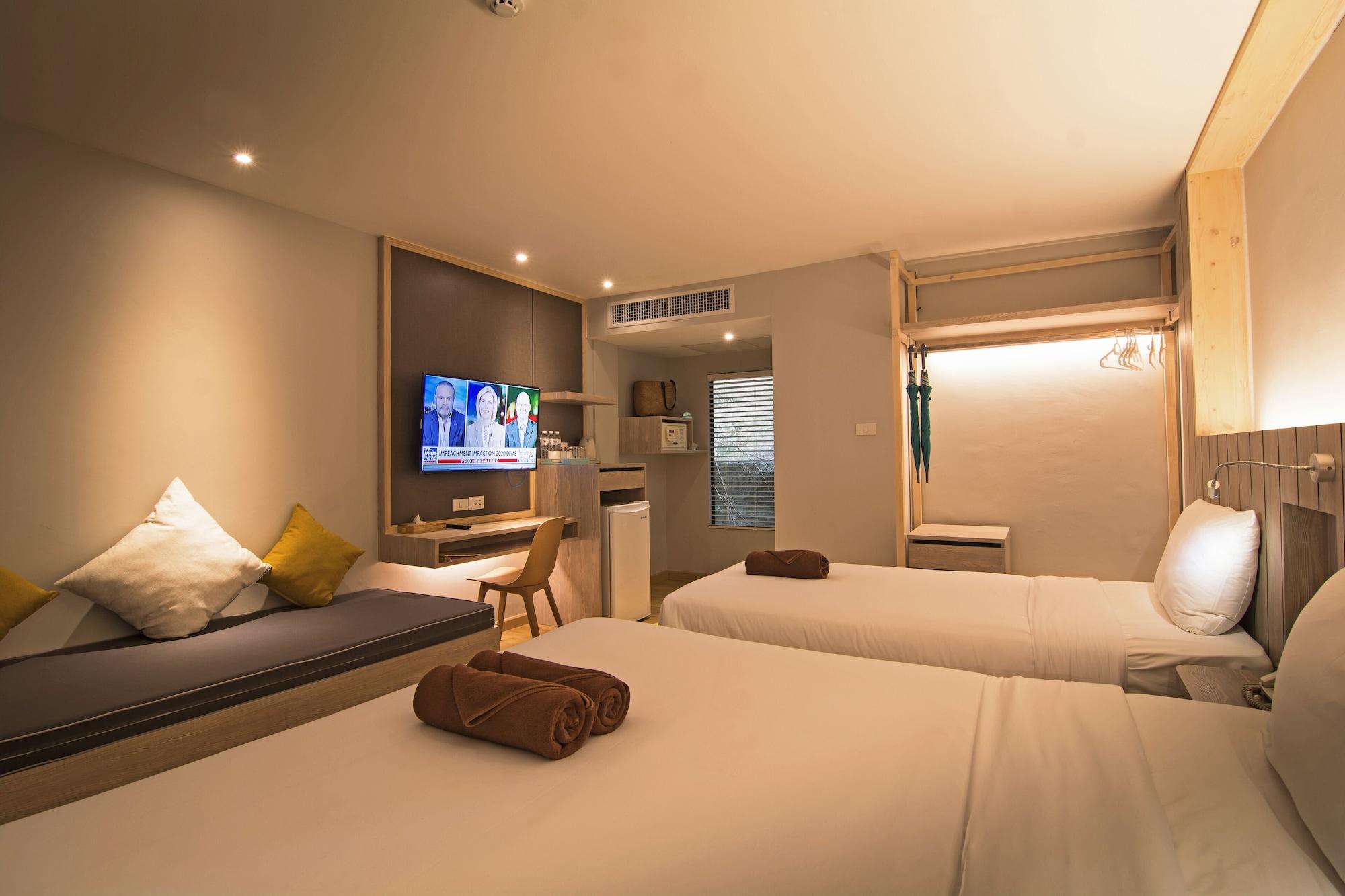 Baan Hotel Karon