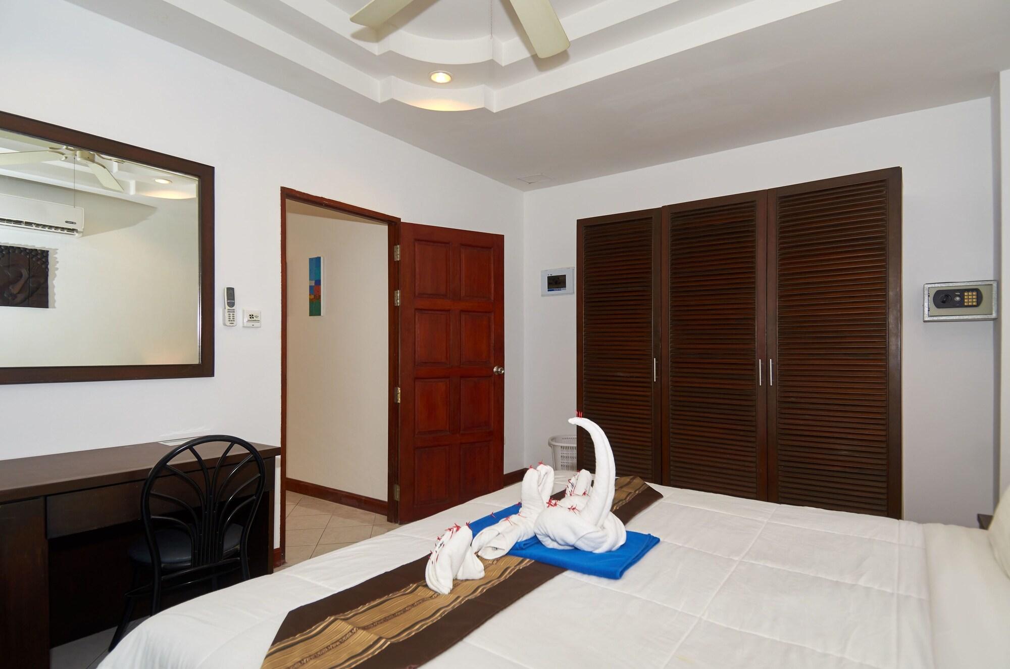 Phuket Riviera Hotel 3*