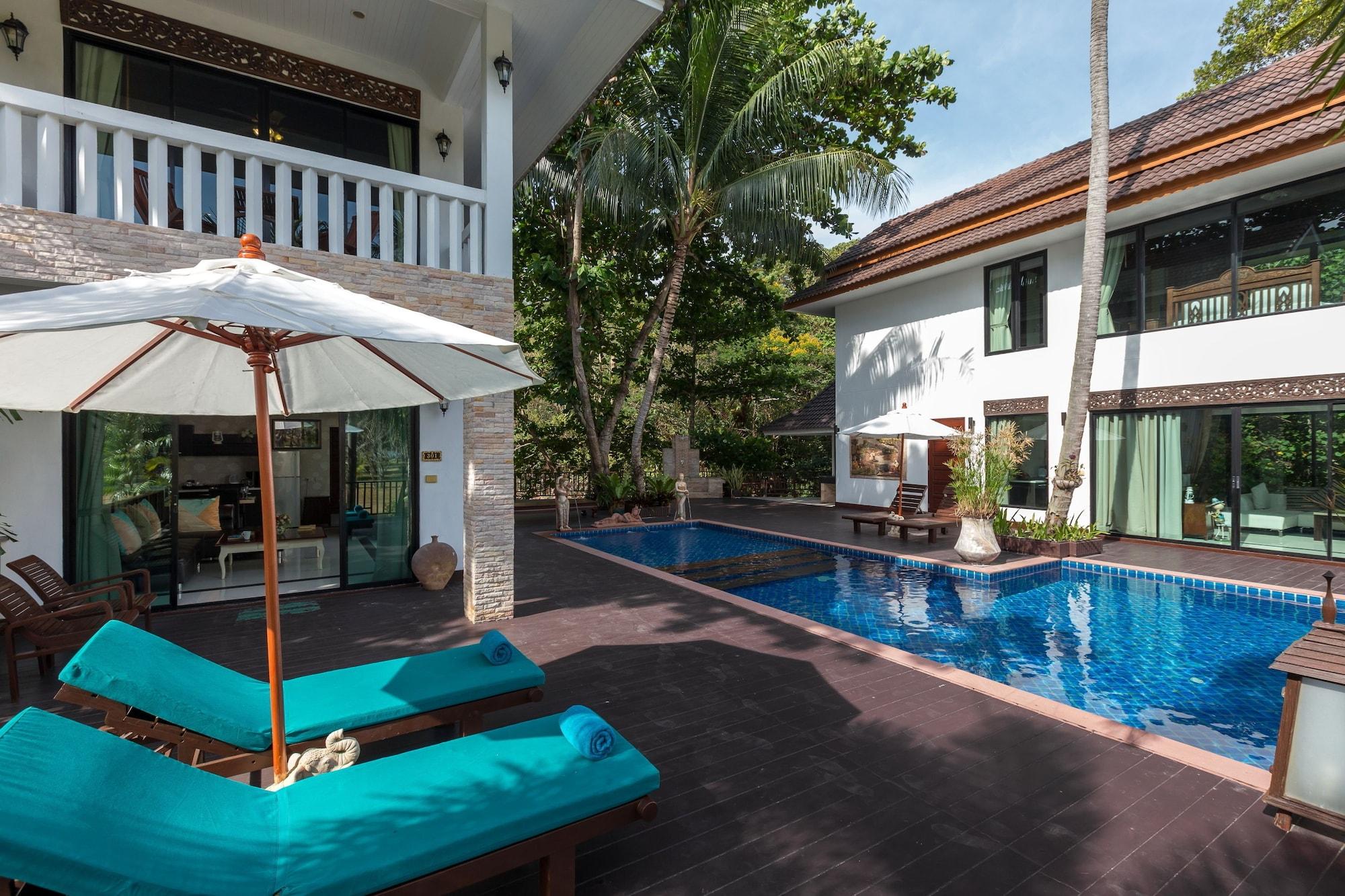 Hotel Racha Island