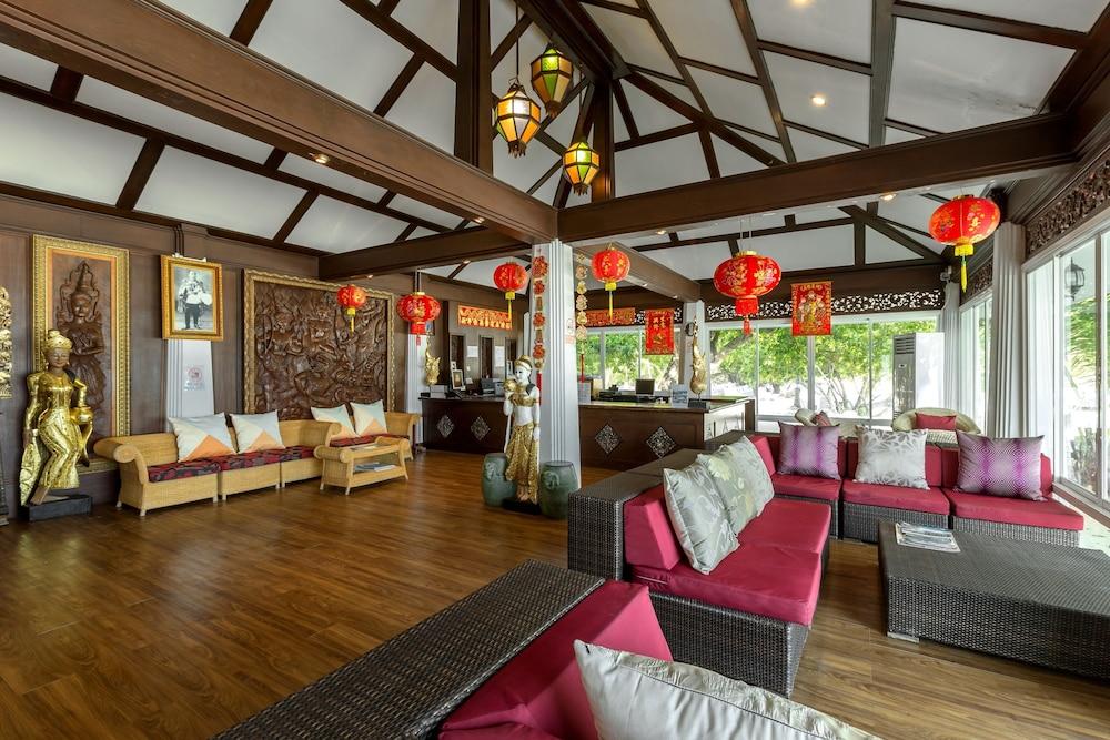 Racha Island Hotel