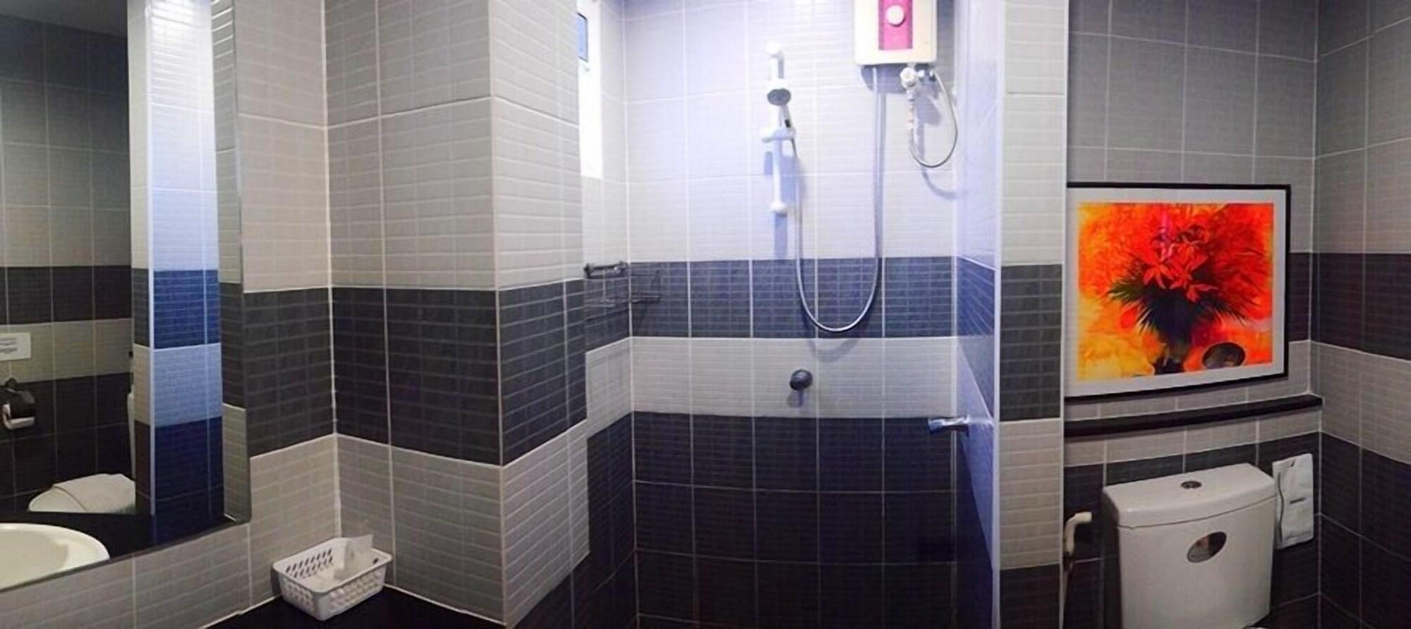 Cool Hotel 3*