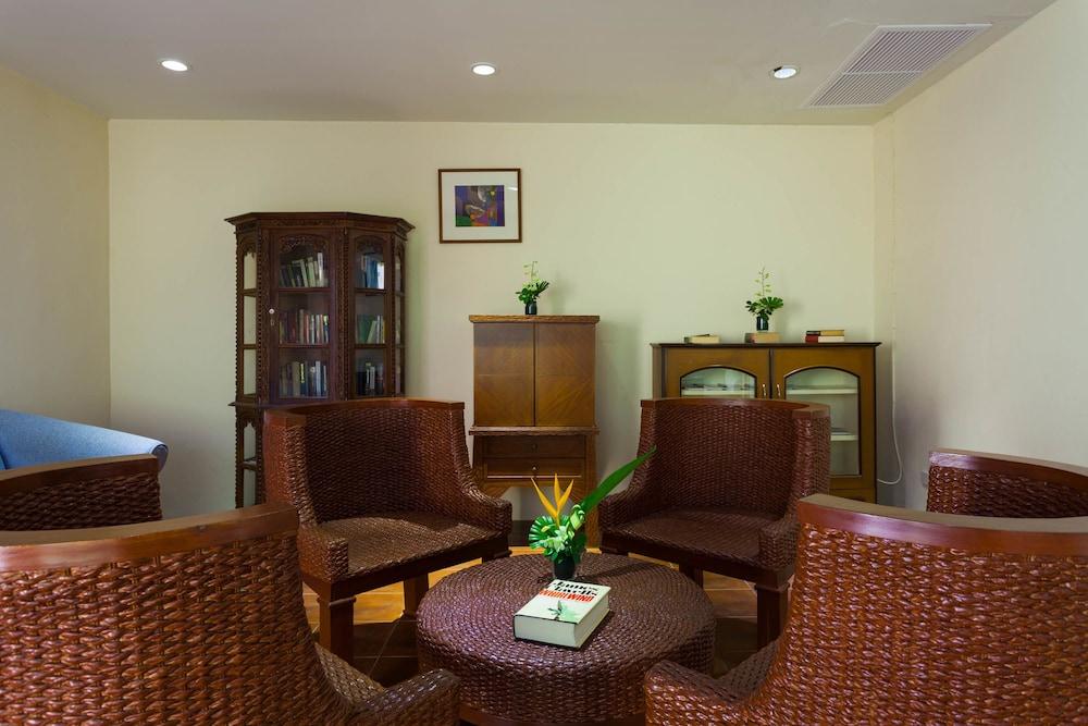 Hotel By The Sea Panwa Beach