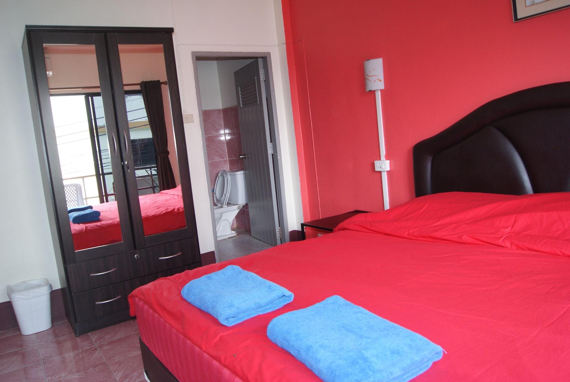 Guest house Pineapple *