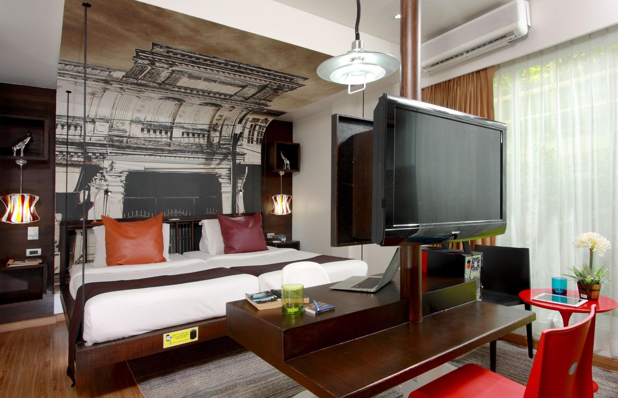 The Color Hotel