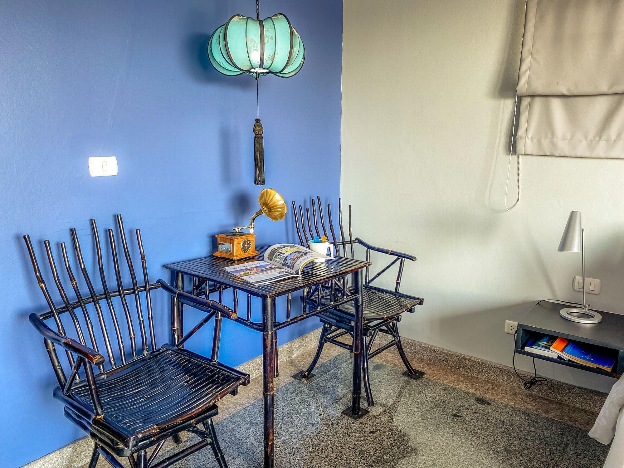 Sino - Sha Hostel *