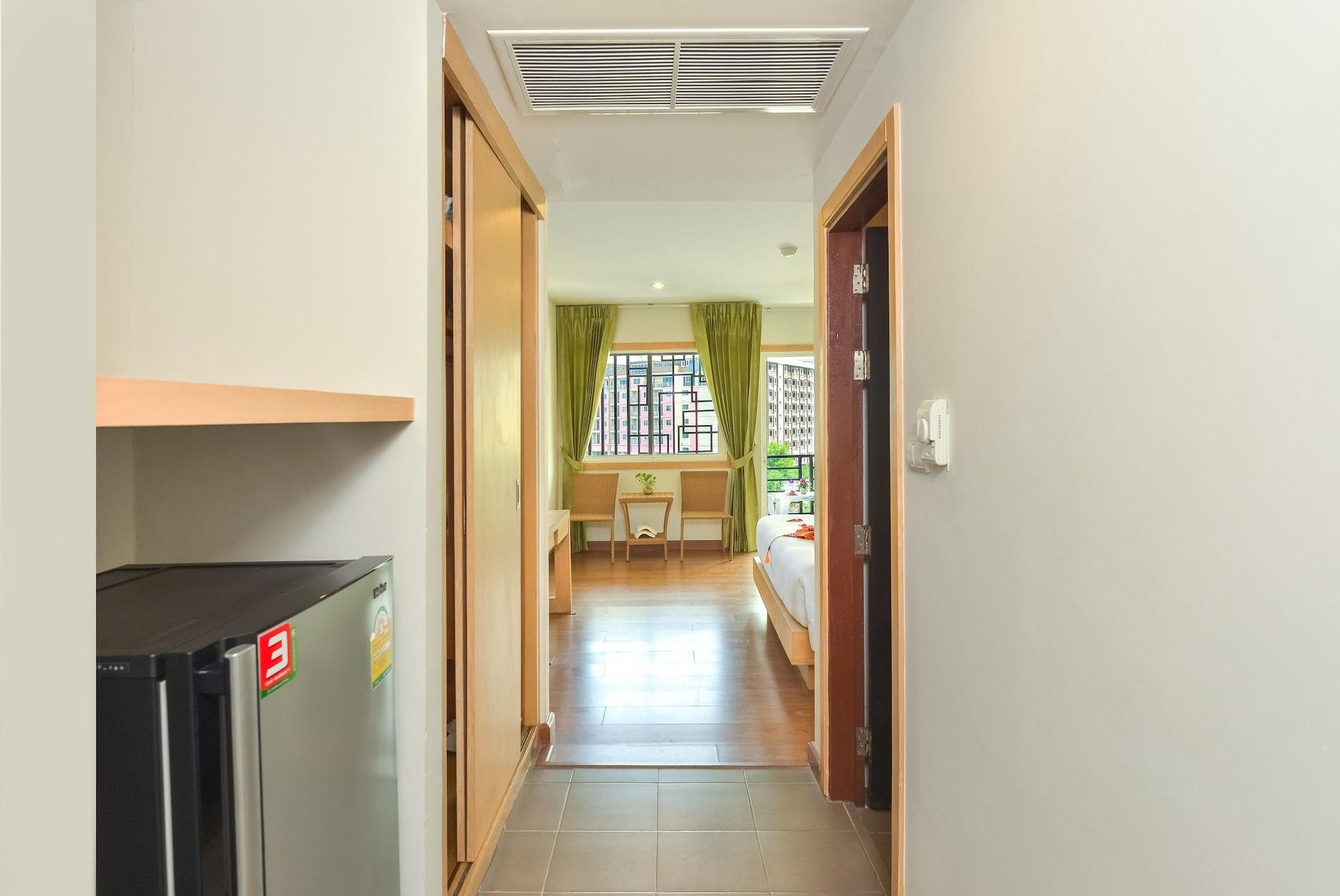 The Three By Apk Hotel
