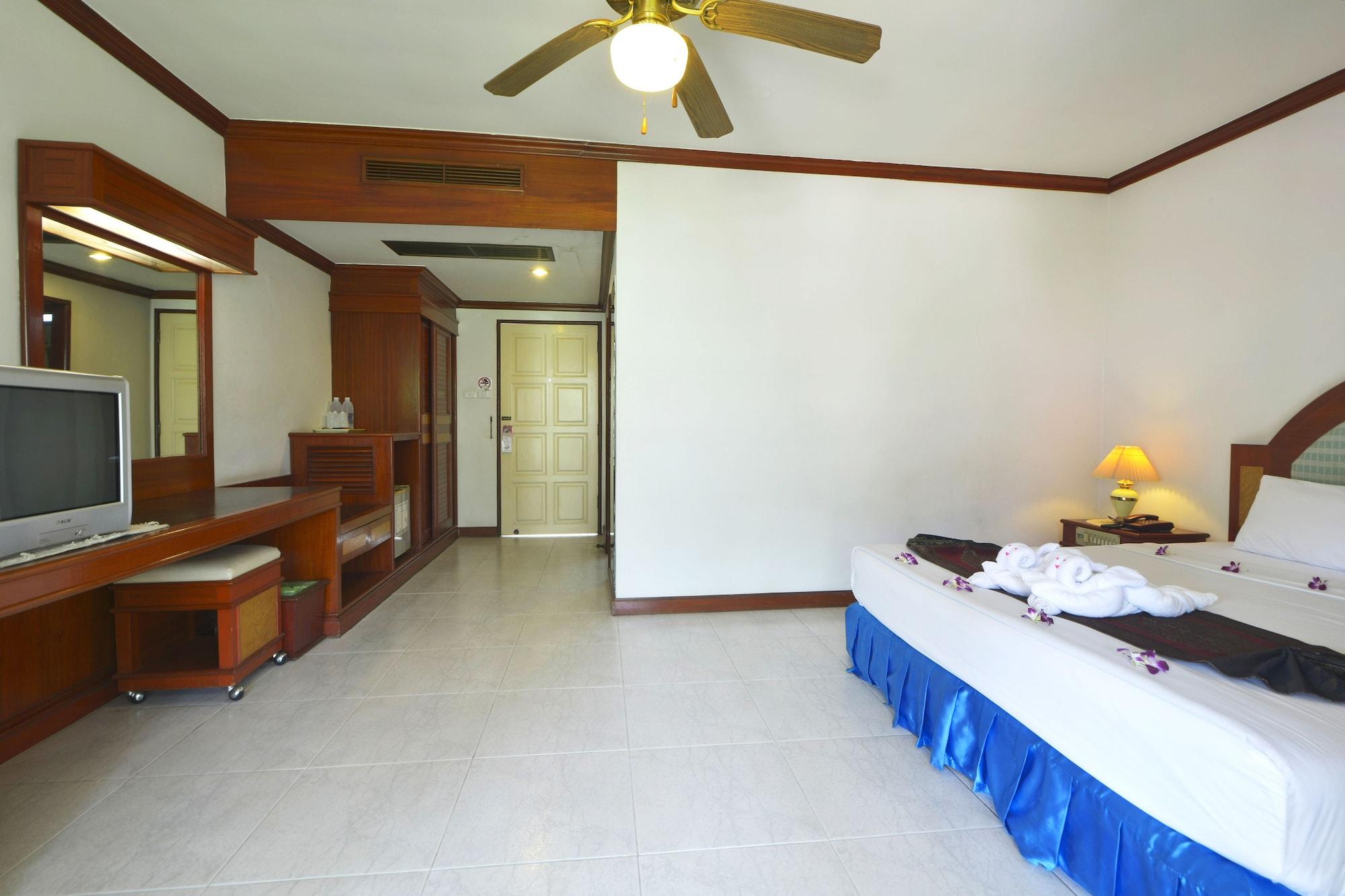 Palace - Sha Extra Patong