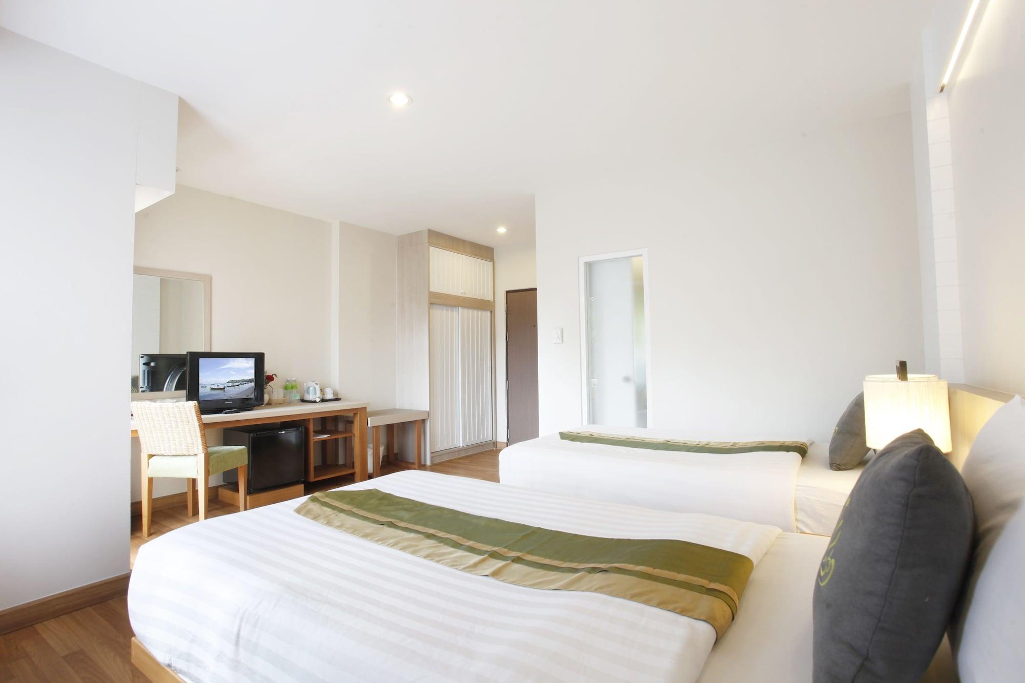 Palmyra Phuket - Sha Extra Resort Patong