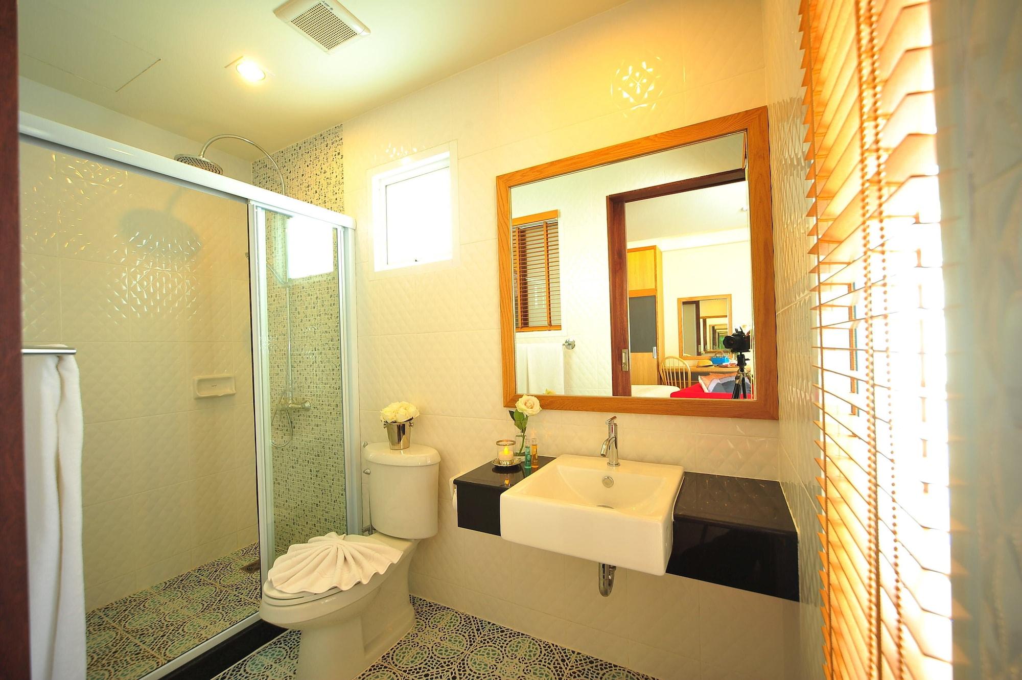 Ratana Rassada, Town- Sha Extra 4* Phuket