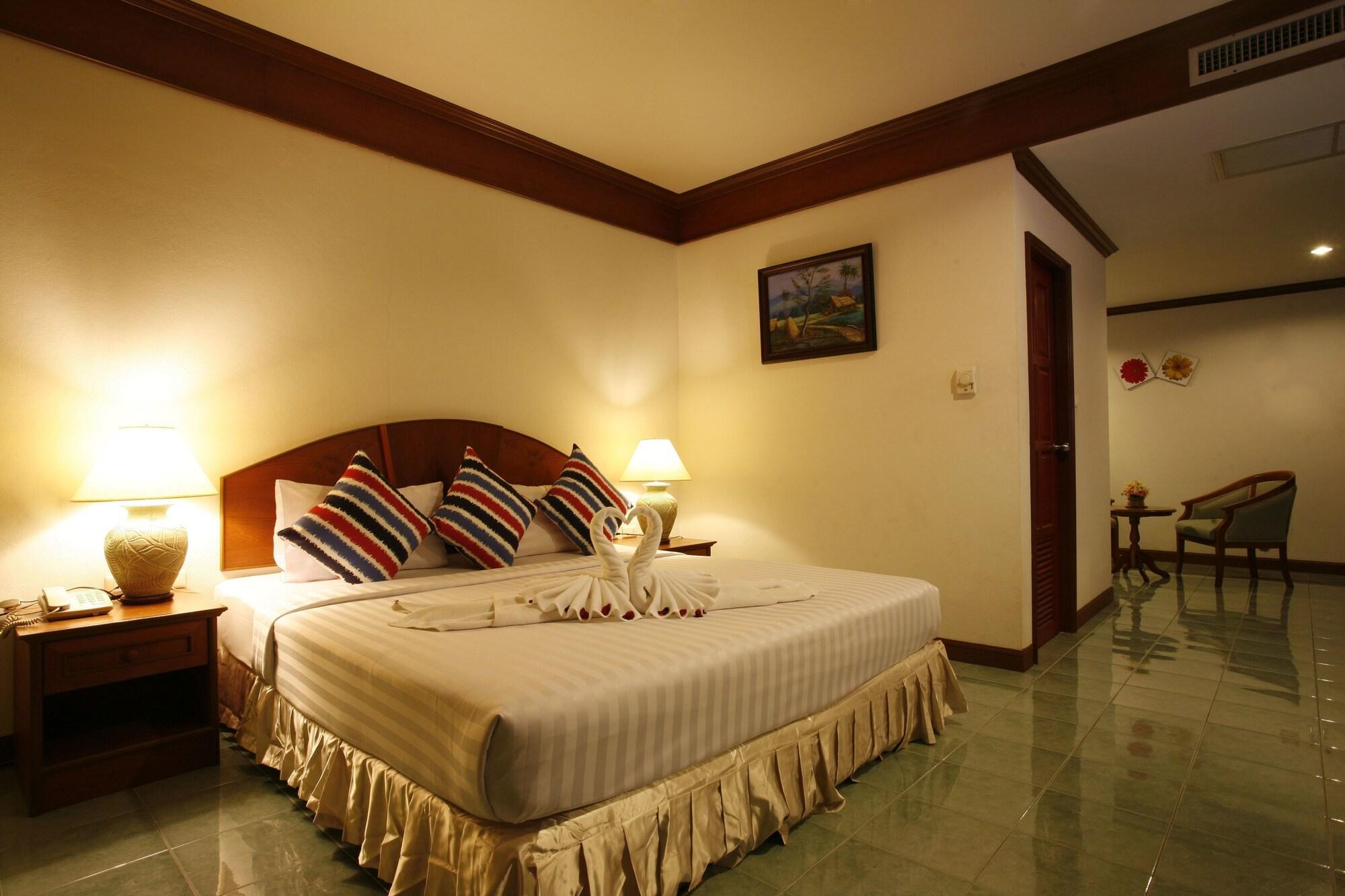 Jiraporn Hill Hotel 3*