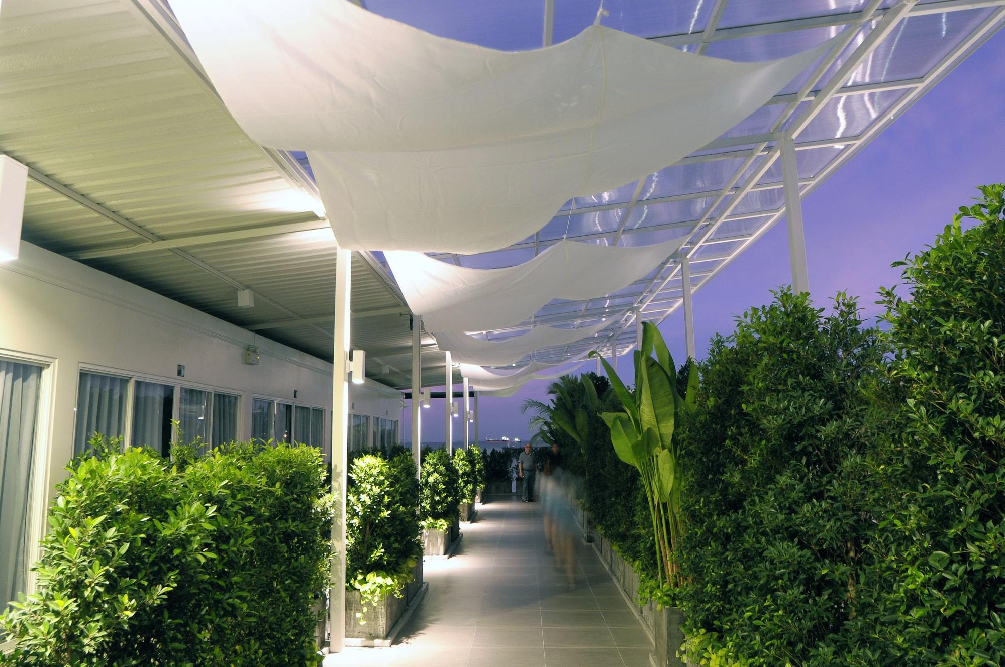 Phuket Boat Quay Hotel Panwa Beach