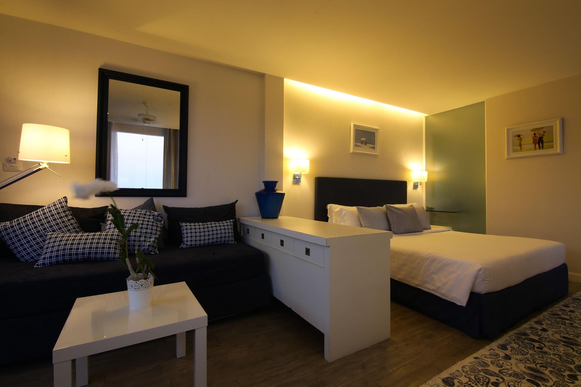 Hotel Phuket Boat Quay