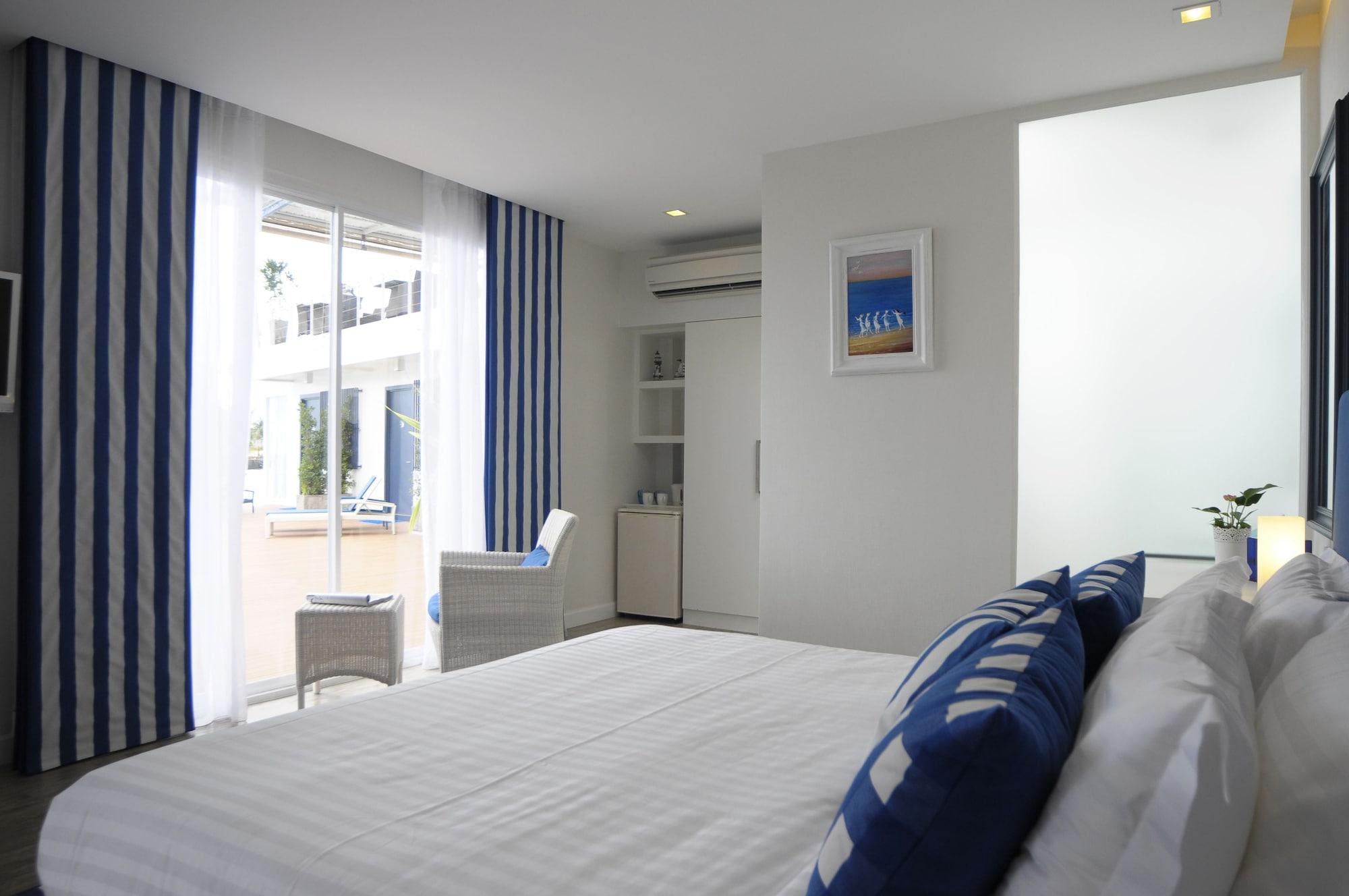 Phuket Boat Quay 4*