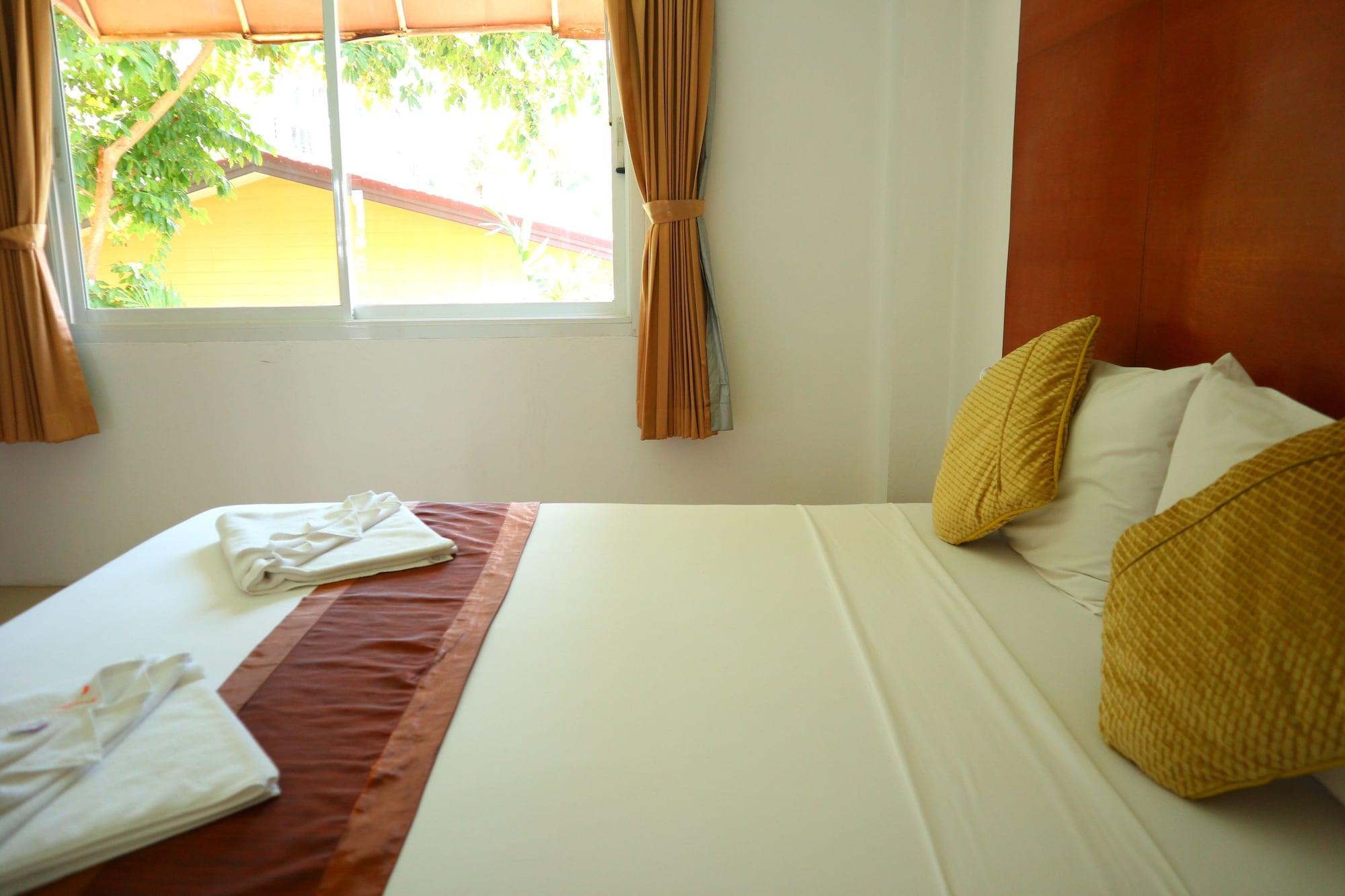 Hotel Sukcheewa Phuket