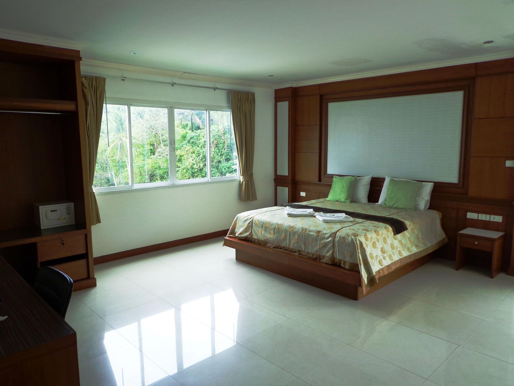 Sukcheewa Phuket 3* Patong