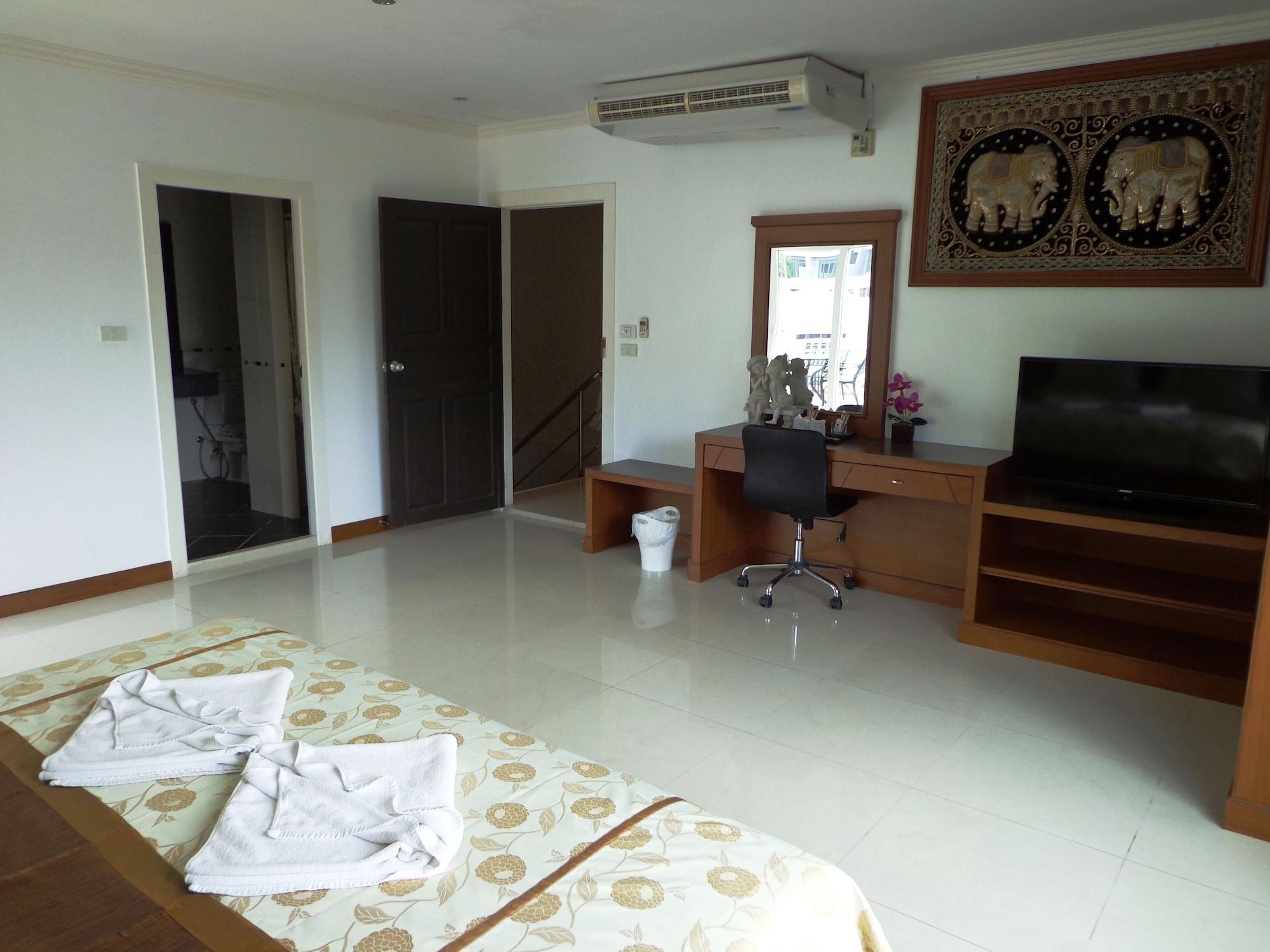 Sukcheewa Phuket