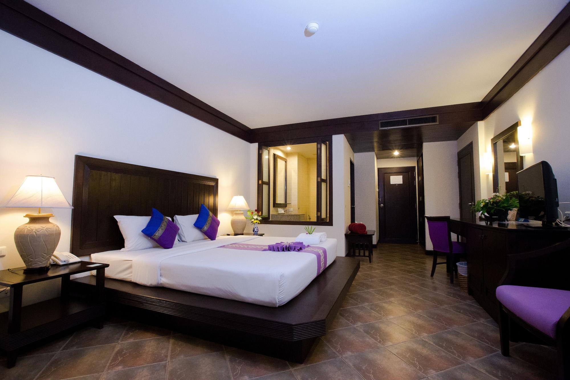 Poolside Sha Extra 3* Strand Kata