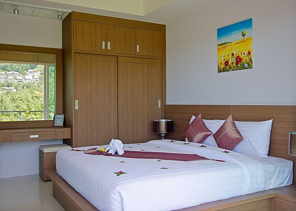 Bangtao Tropical And Bang Tao Beach (Phuket)