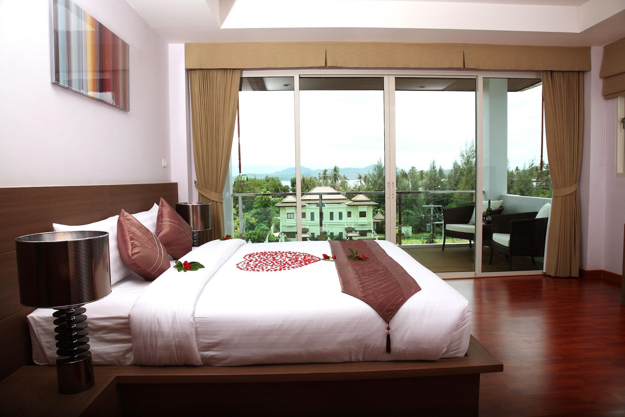 Bangtao Tropical And Bang Tao Beach (Phuket)