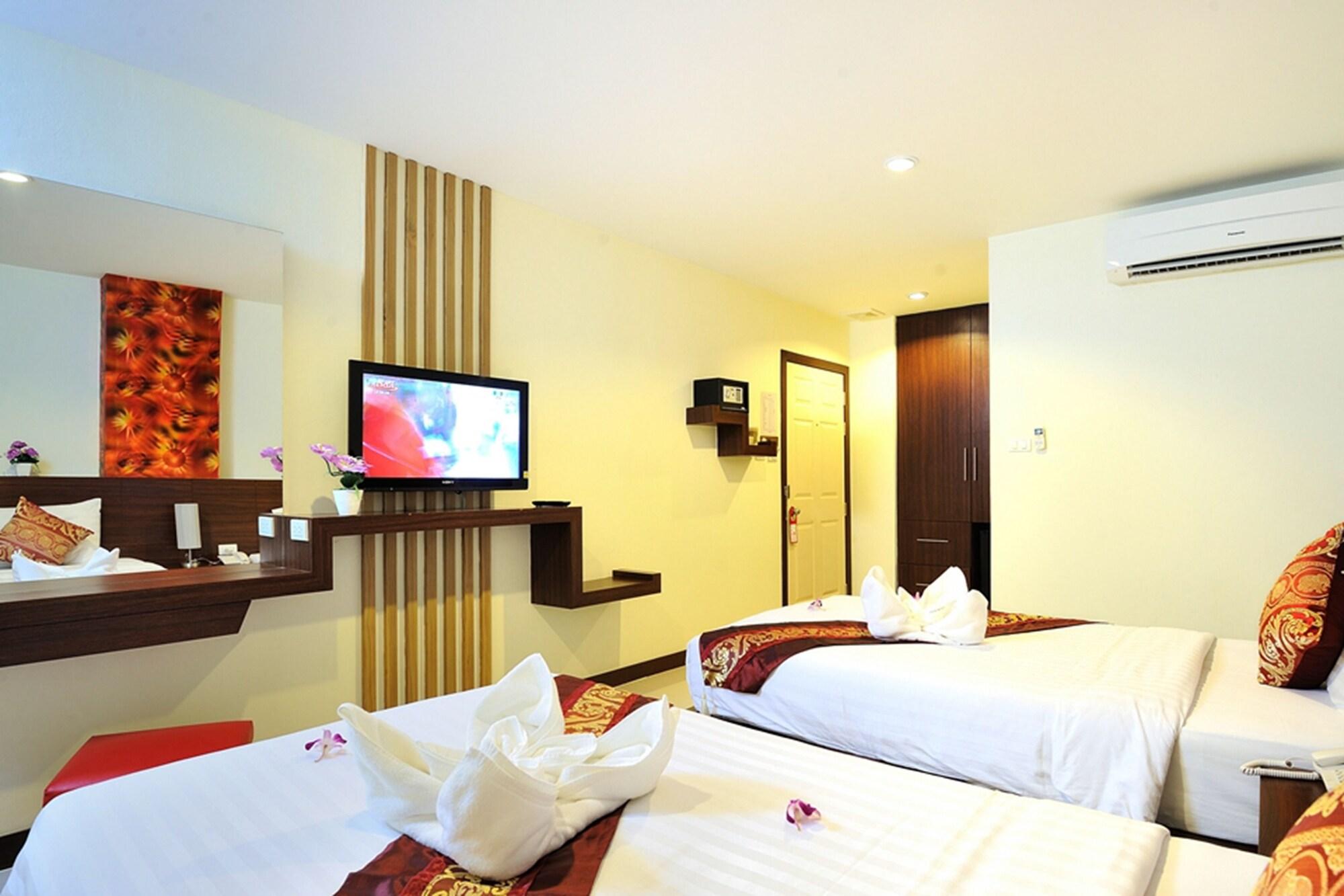 Pimrada Hotel 3*
