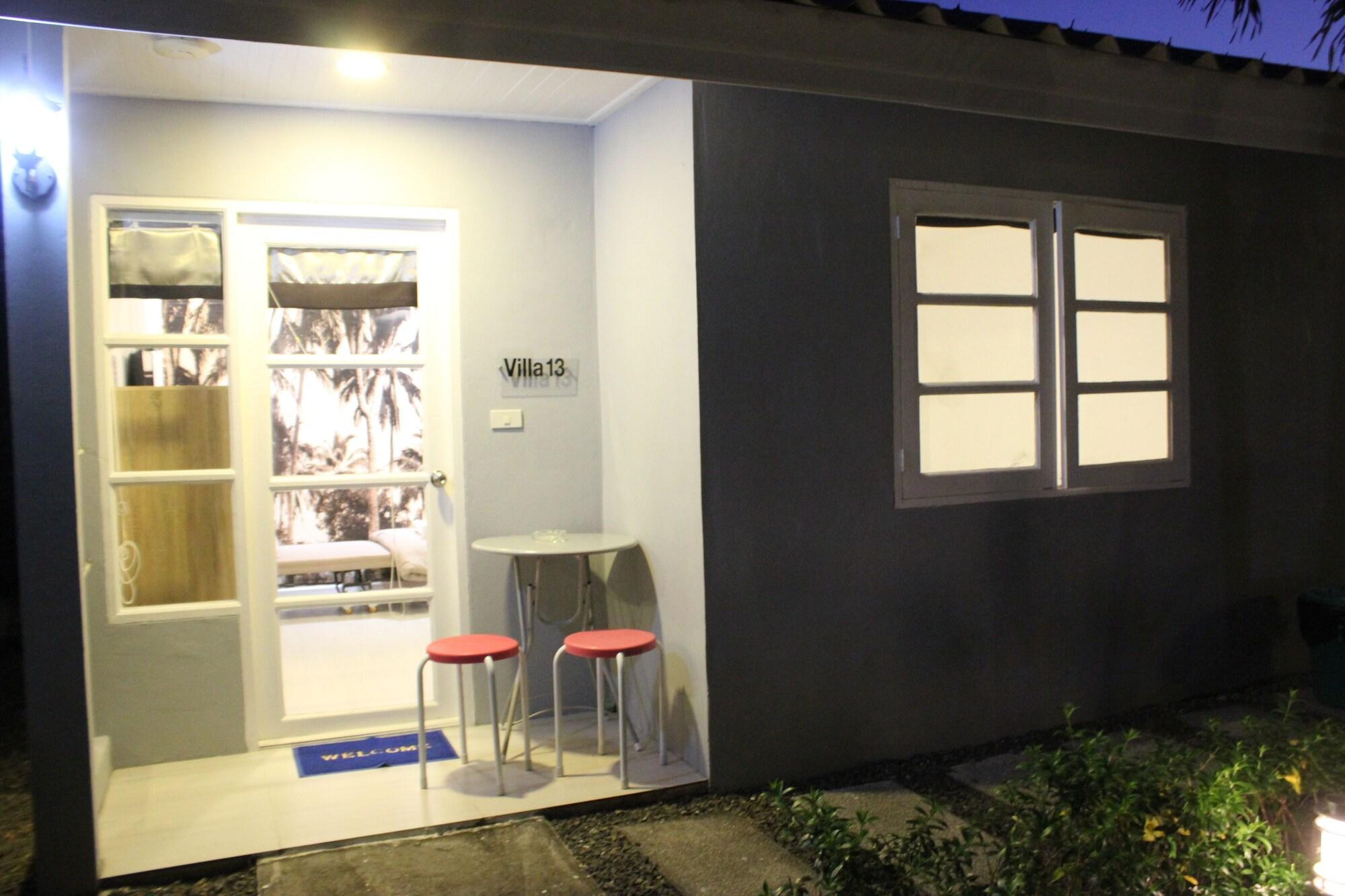 1715 House - White Rhino 3* Rawai