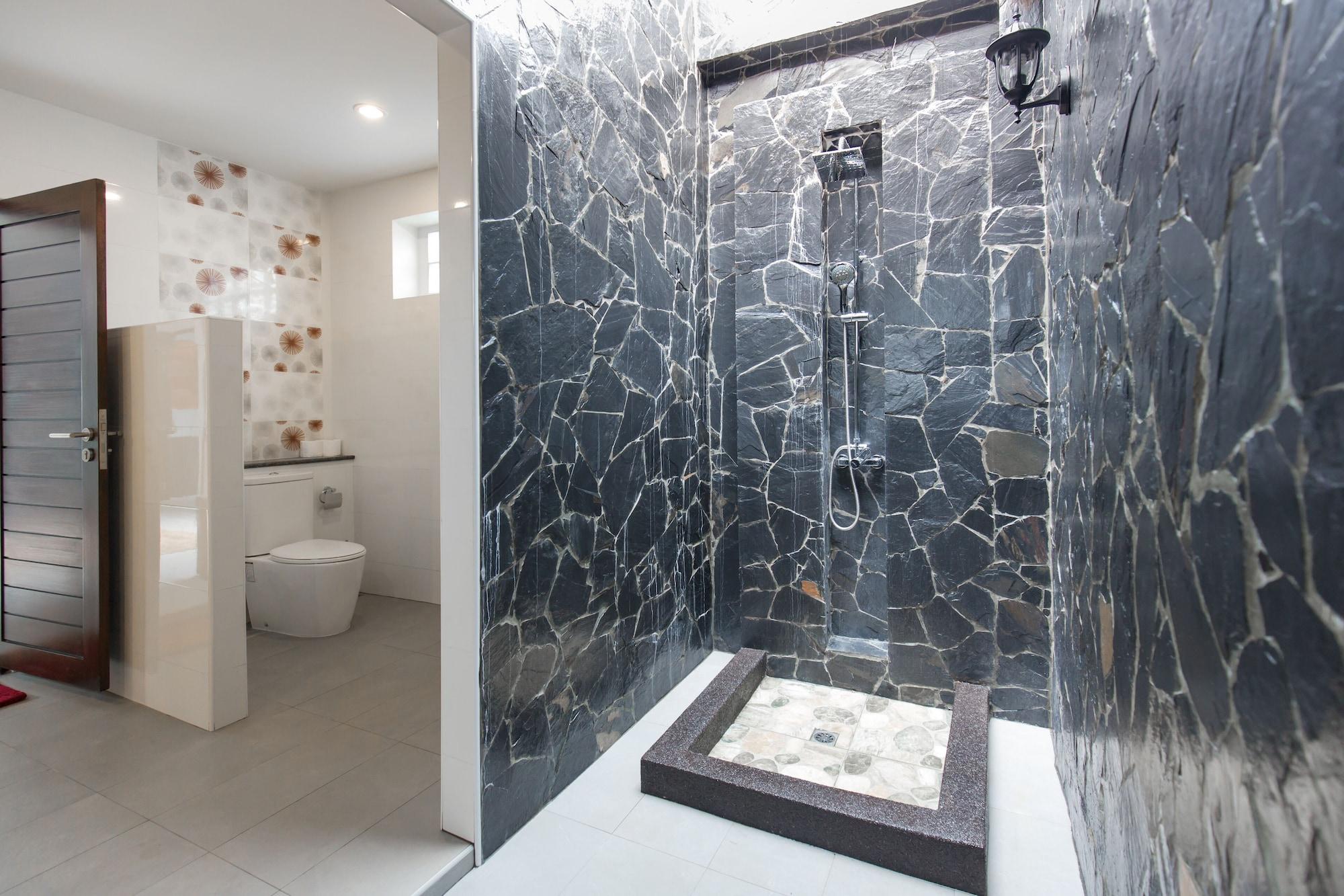 Clos Vougeot By G Estate *