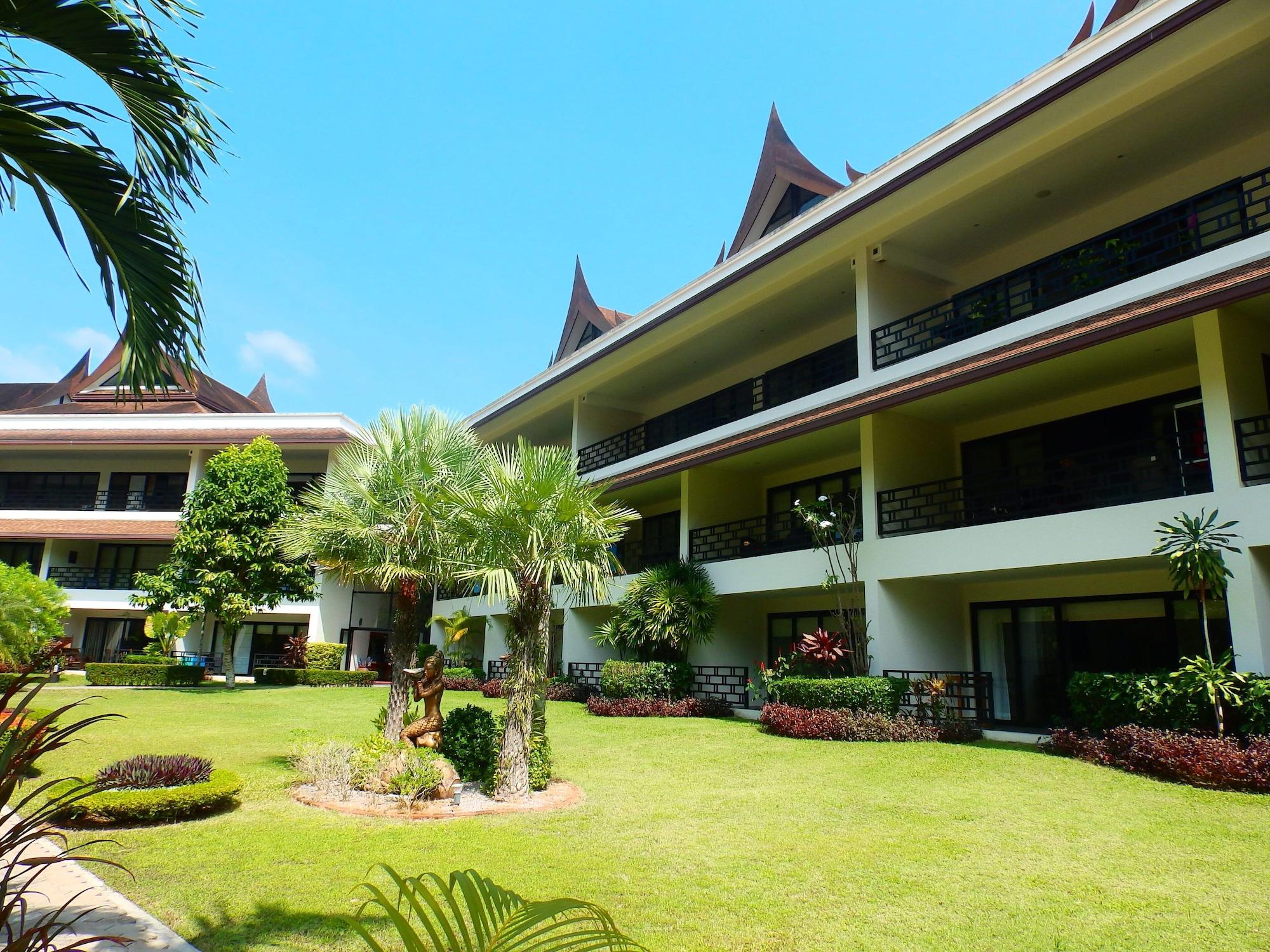 Serenity Lakeside Hotel