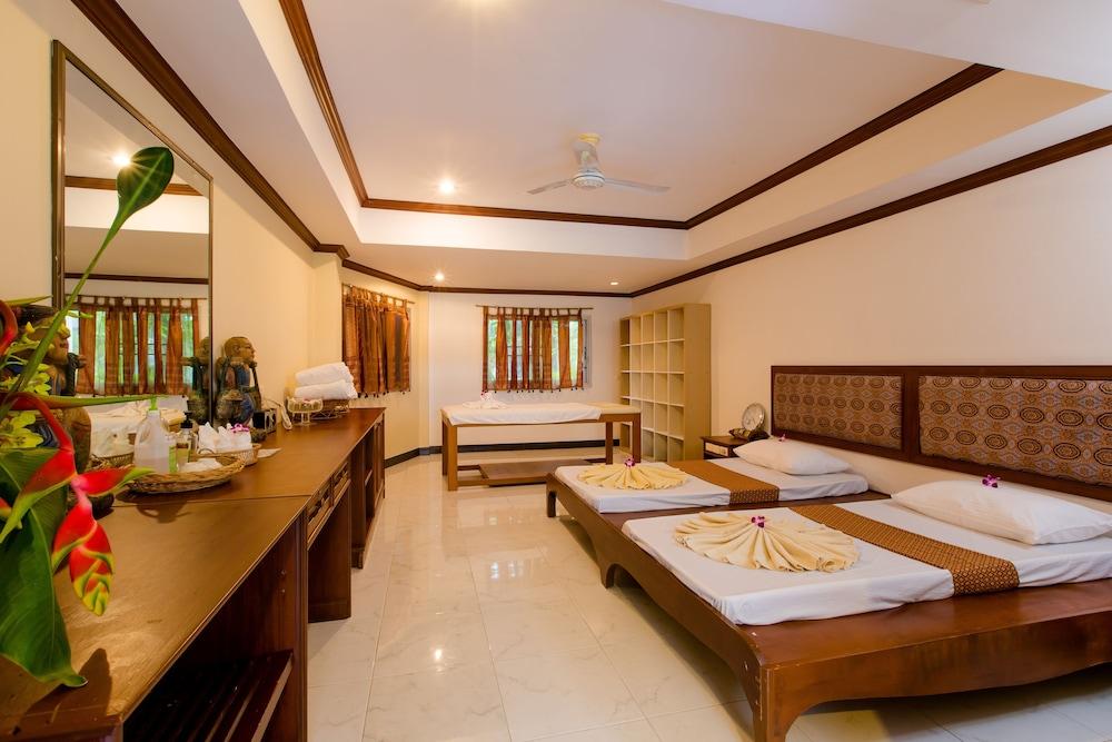 Hotel Serenity Lakeside Kathu