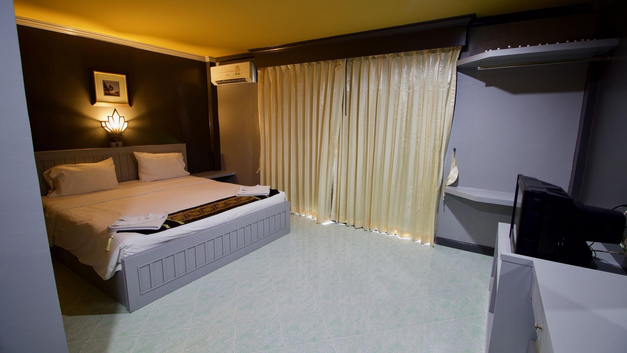 The Little Moon Hotel Patong
