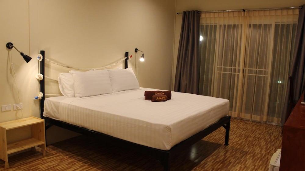 Phuket Muay Thai House Hotel Rawai