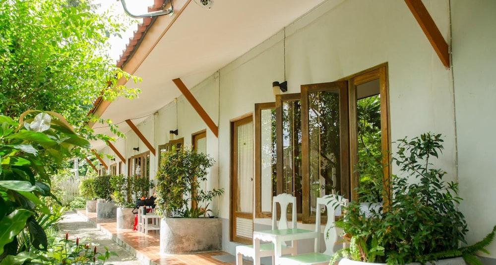 Hotel Phuket Muay Thai House 3*