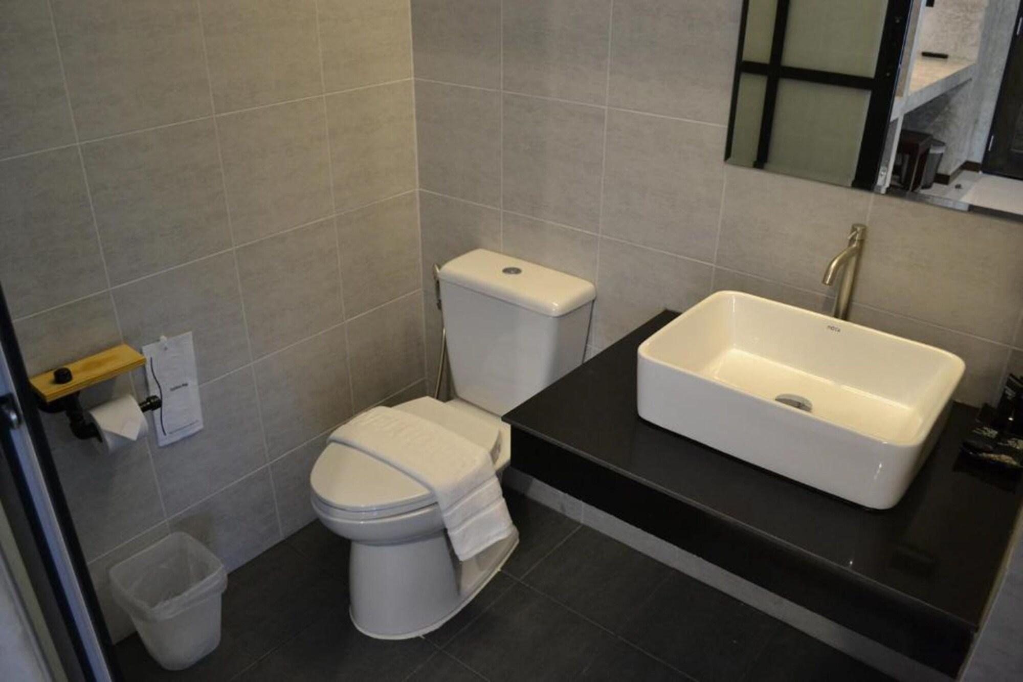 Ritsurin Boutique - โรงแรมริทสุริน บูติค 3*