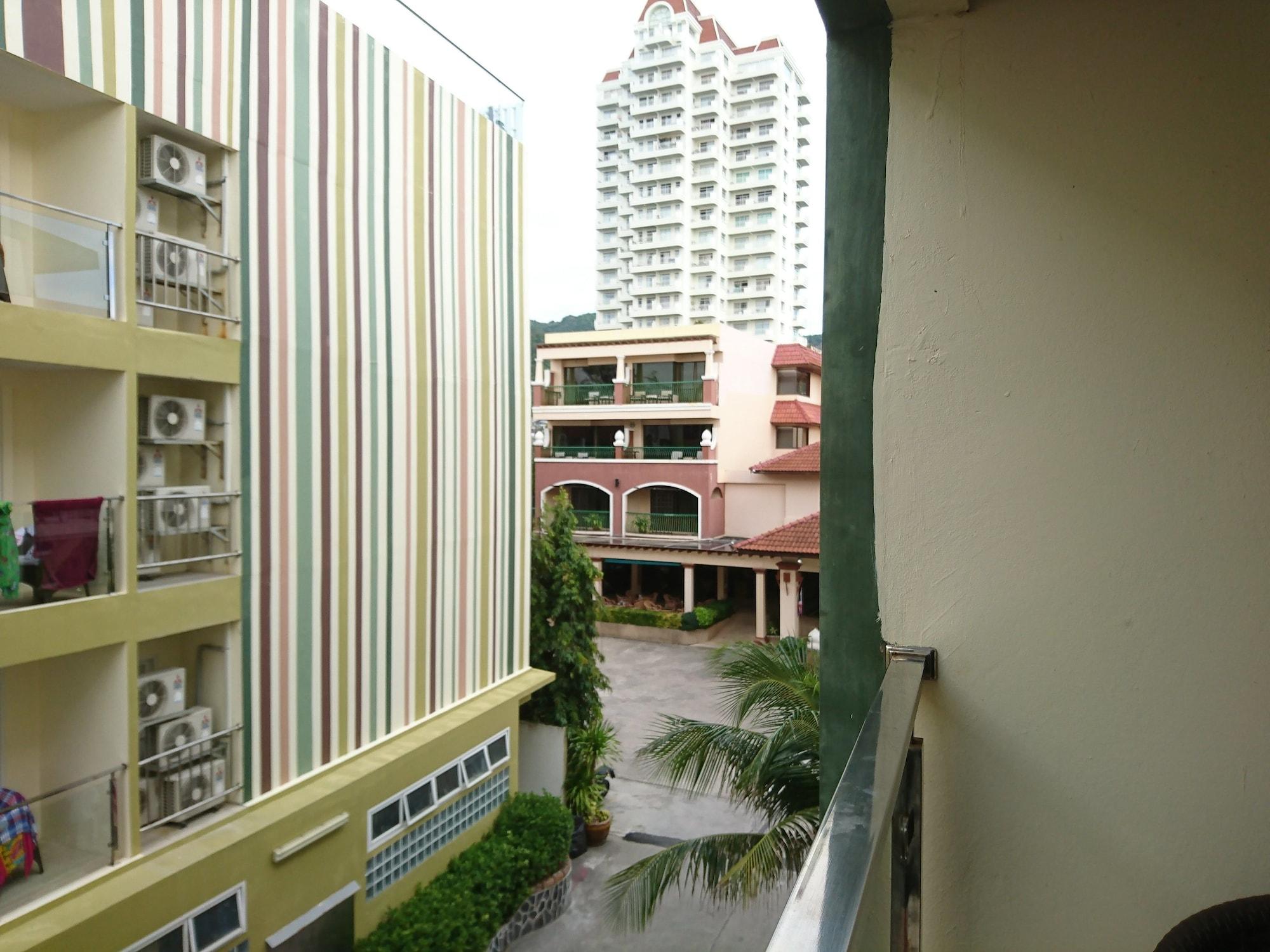 Hotel Anda Beachside 3*