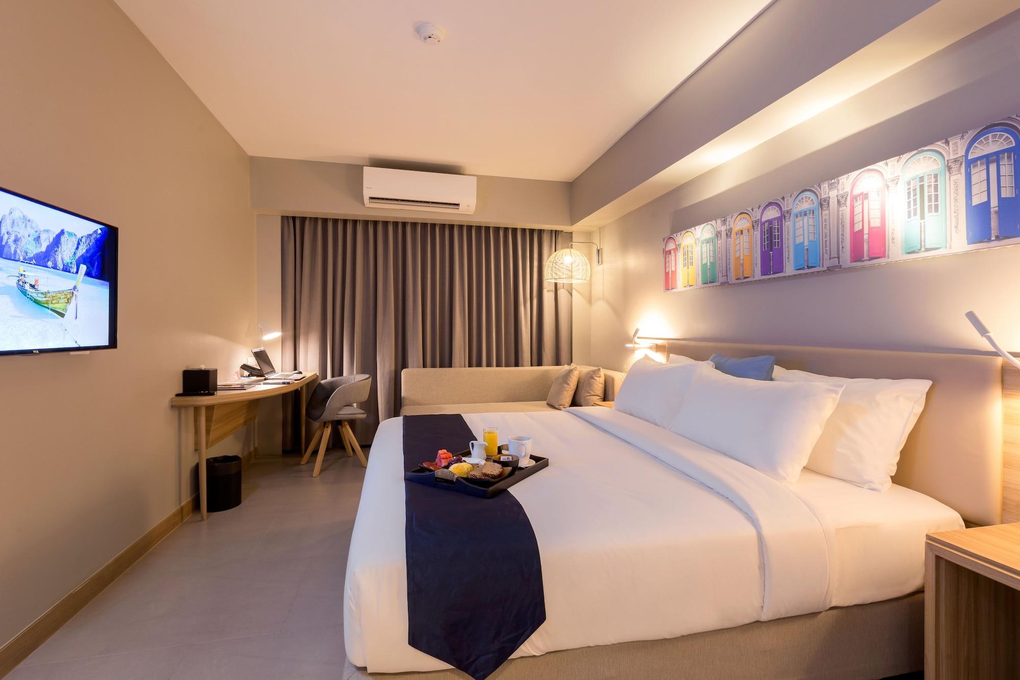 Journeyhub Phuket Patong
