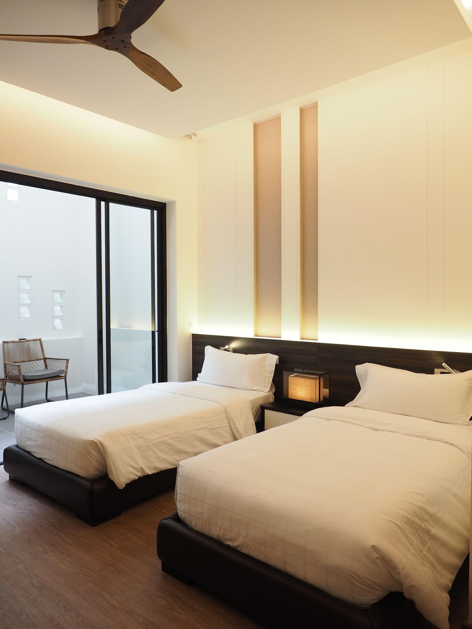 Hotel Tinidee Golf Phuket - Sha Extra