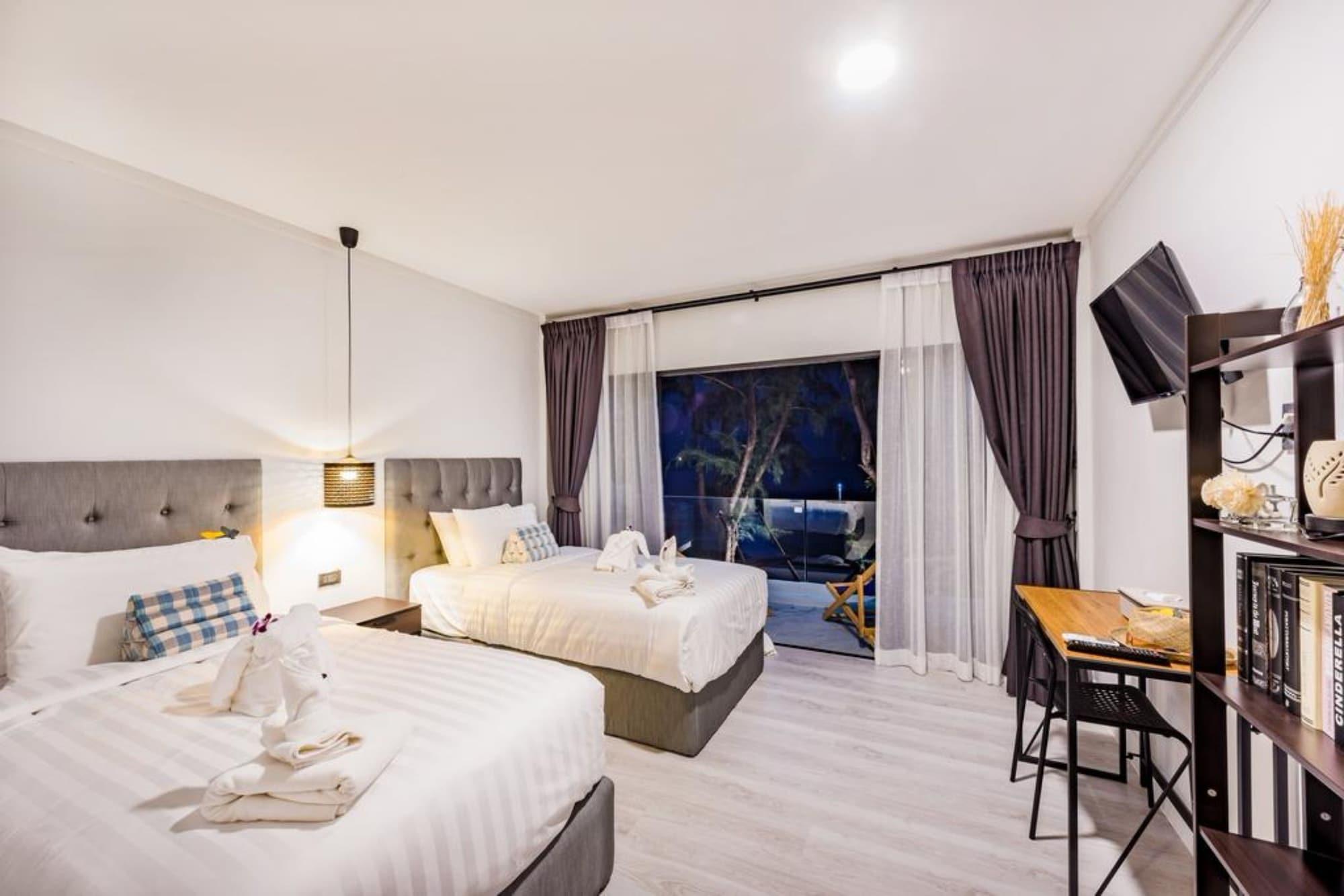 Thai Kamala Front 3* Phuket