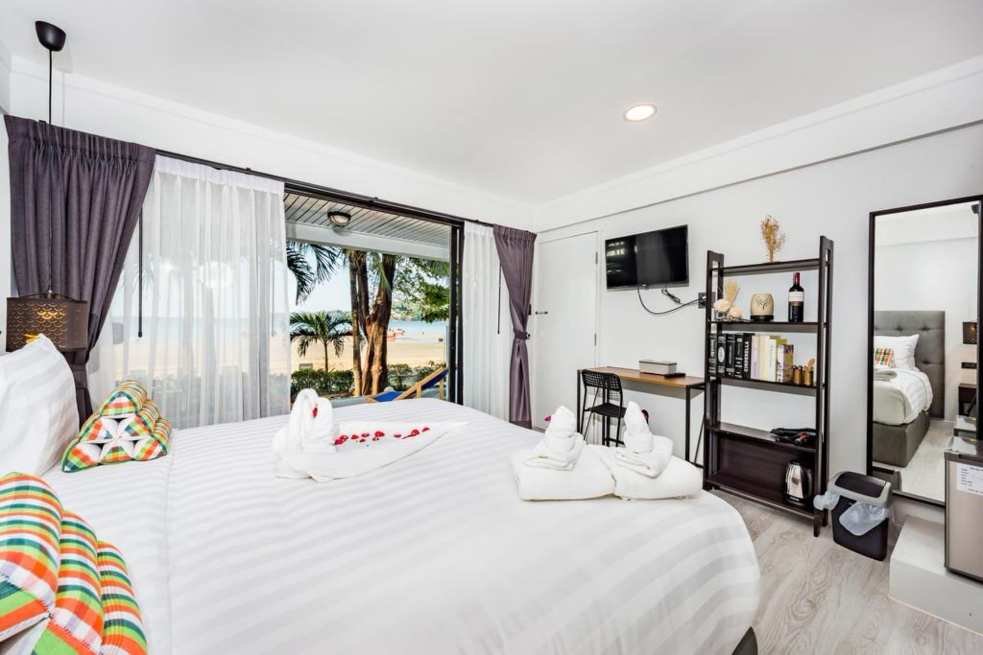 Thai Kamala Front Resort 3*