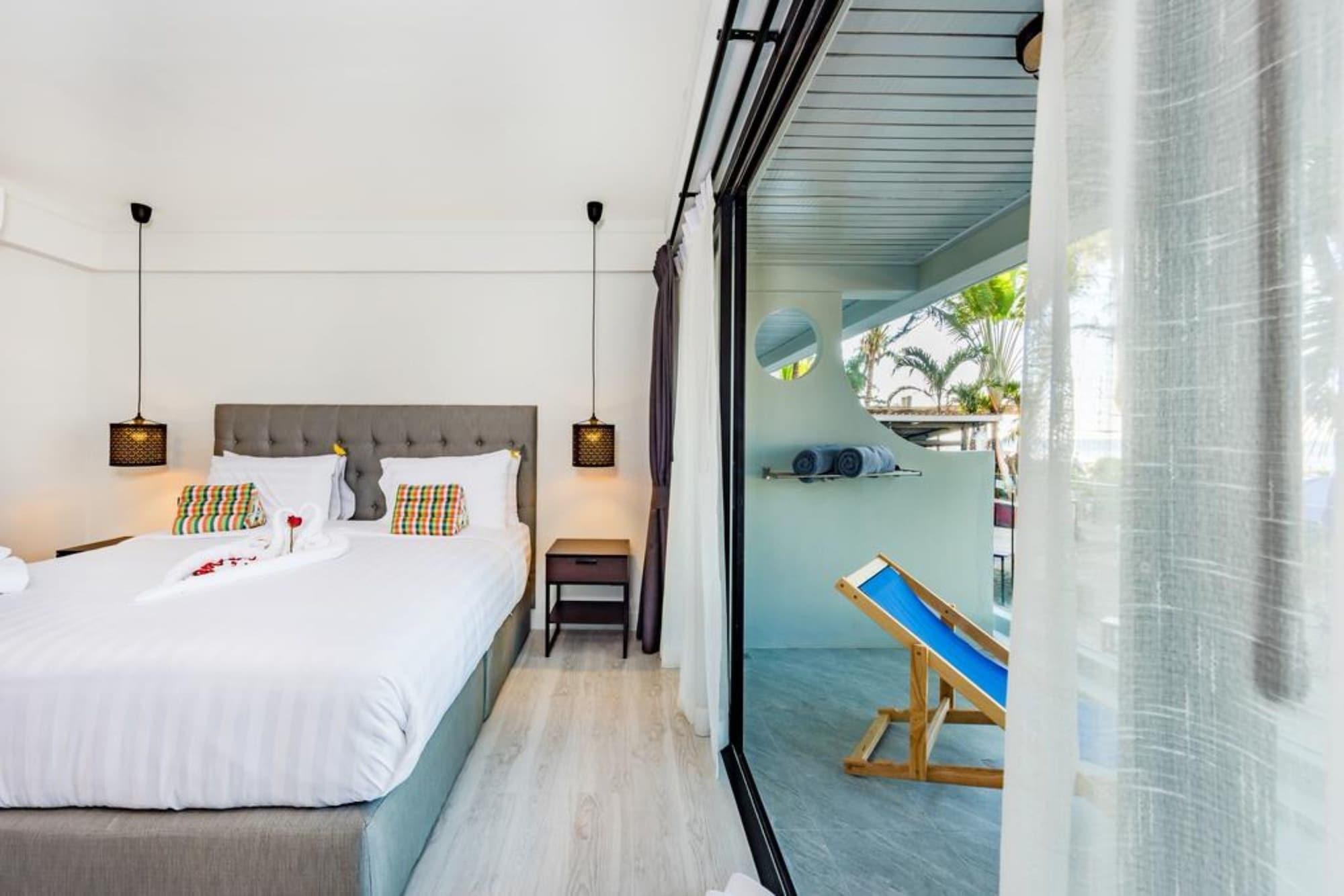 Thai Kamala Front Resort 3*