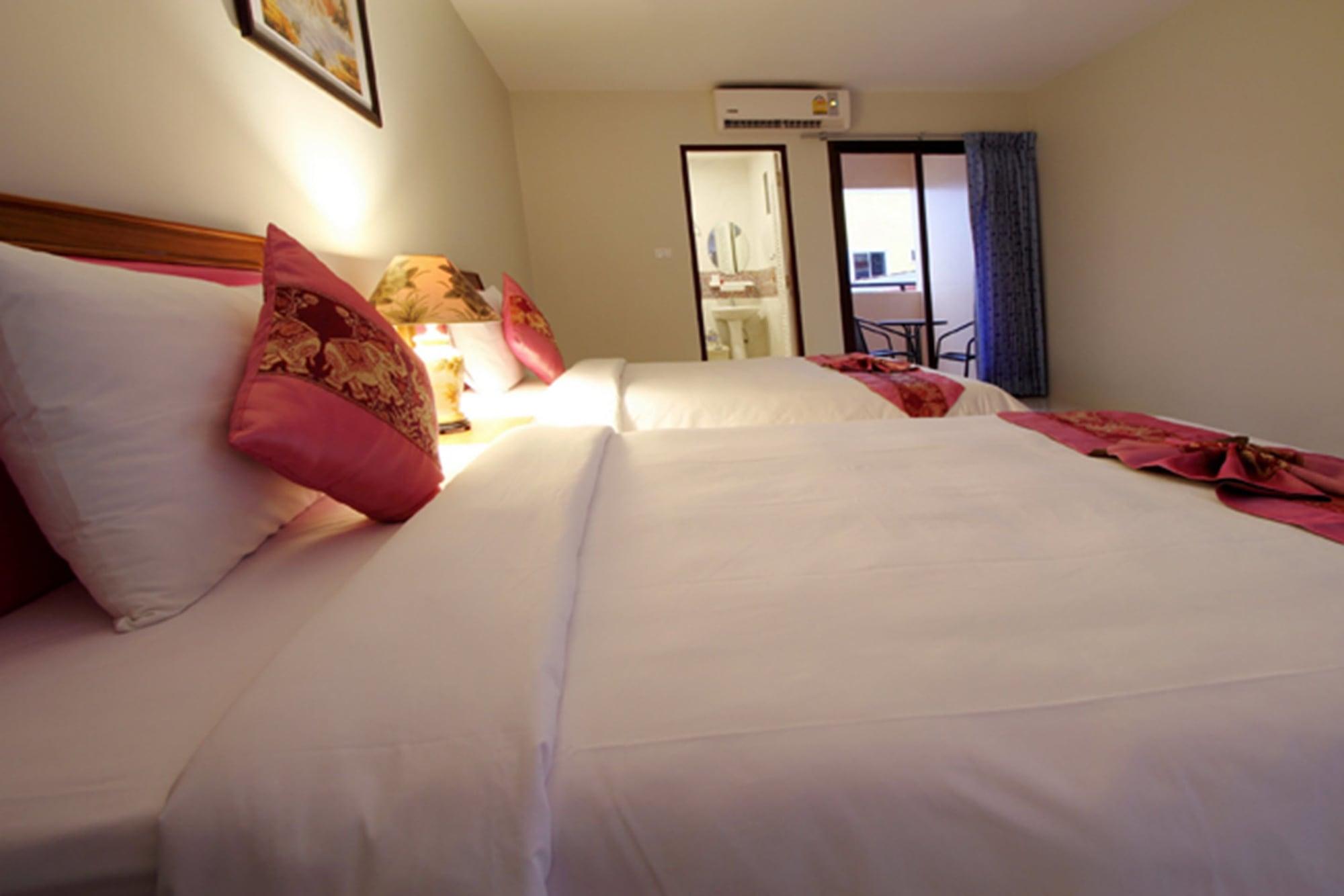 Hotel Phuket Airport 2*
