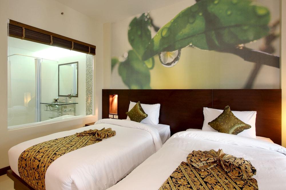 Resort A2 Pool - Sha Phuket