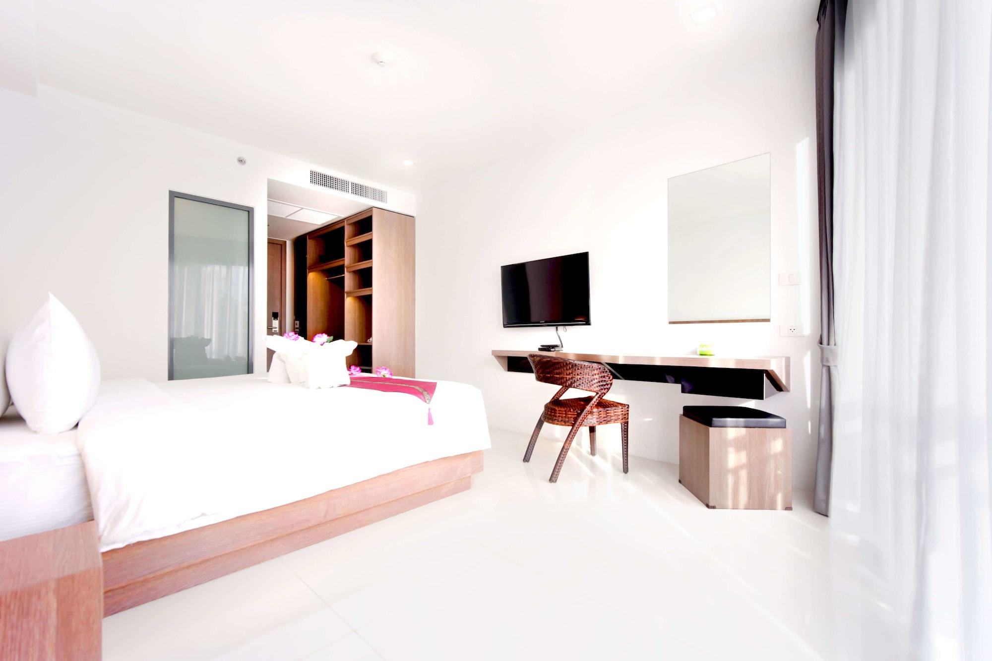 Hotel Phoenix 4*