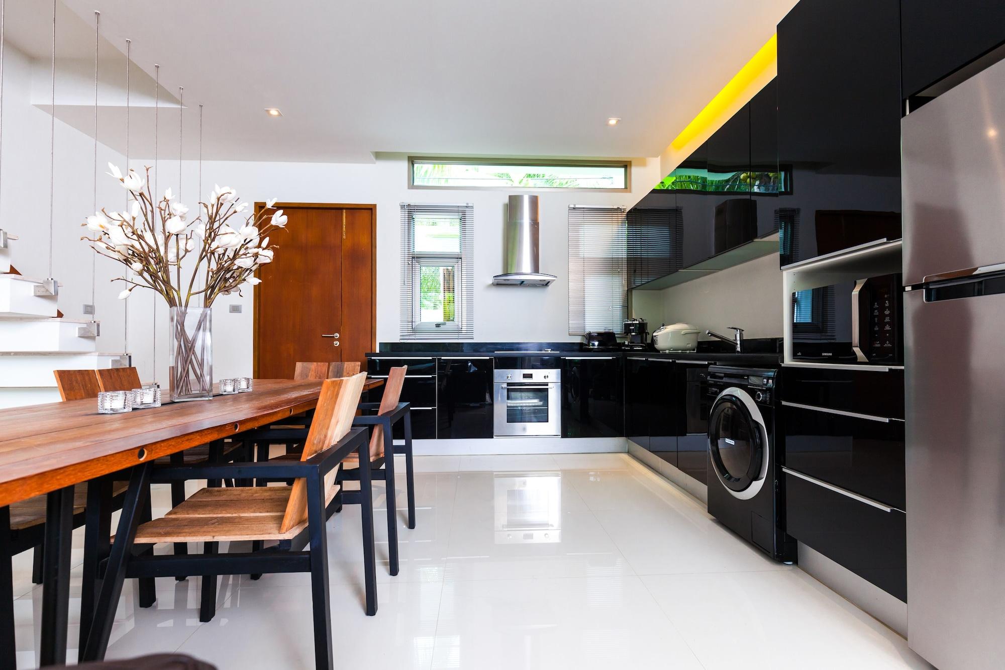Villa Chocolate By Jetta