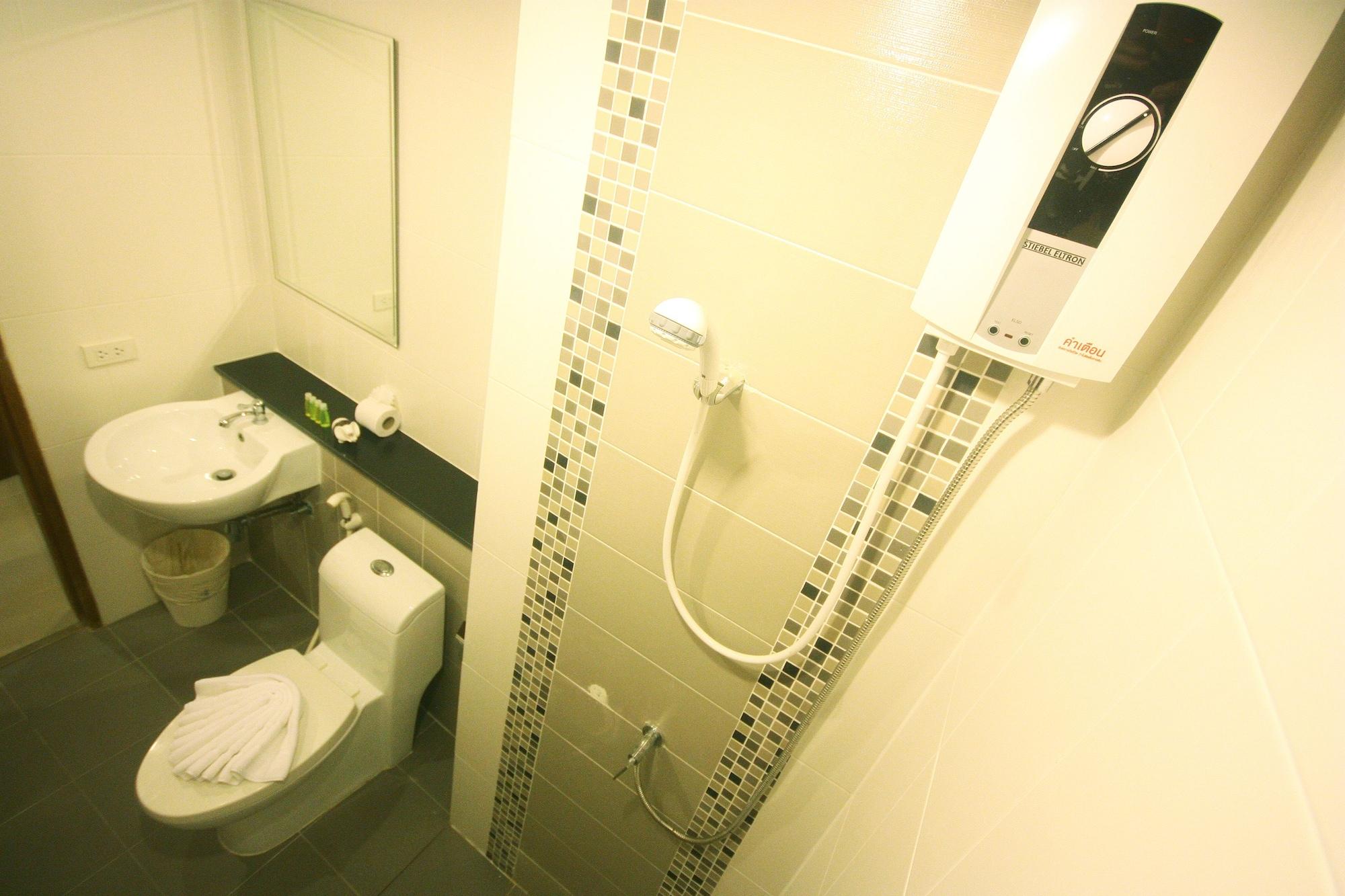Breezotel - Sha Certified Hotel Patong