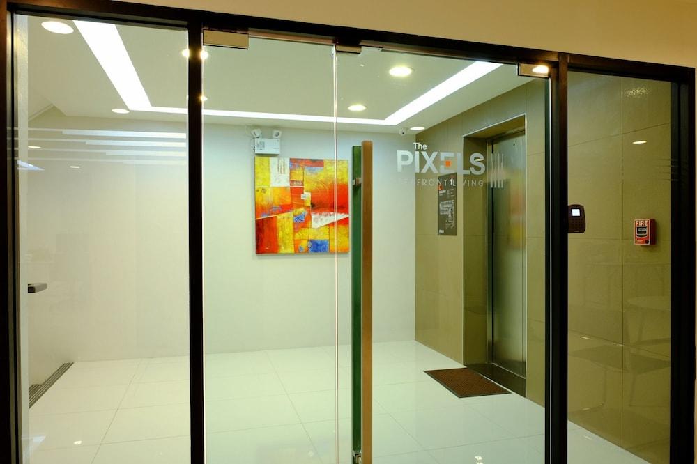 The Pixel Hotel 4*