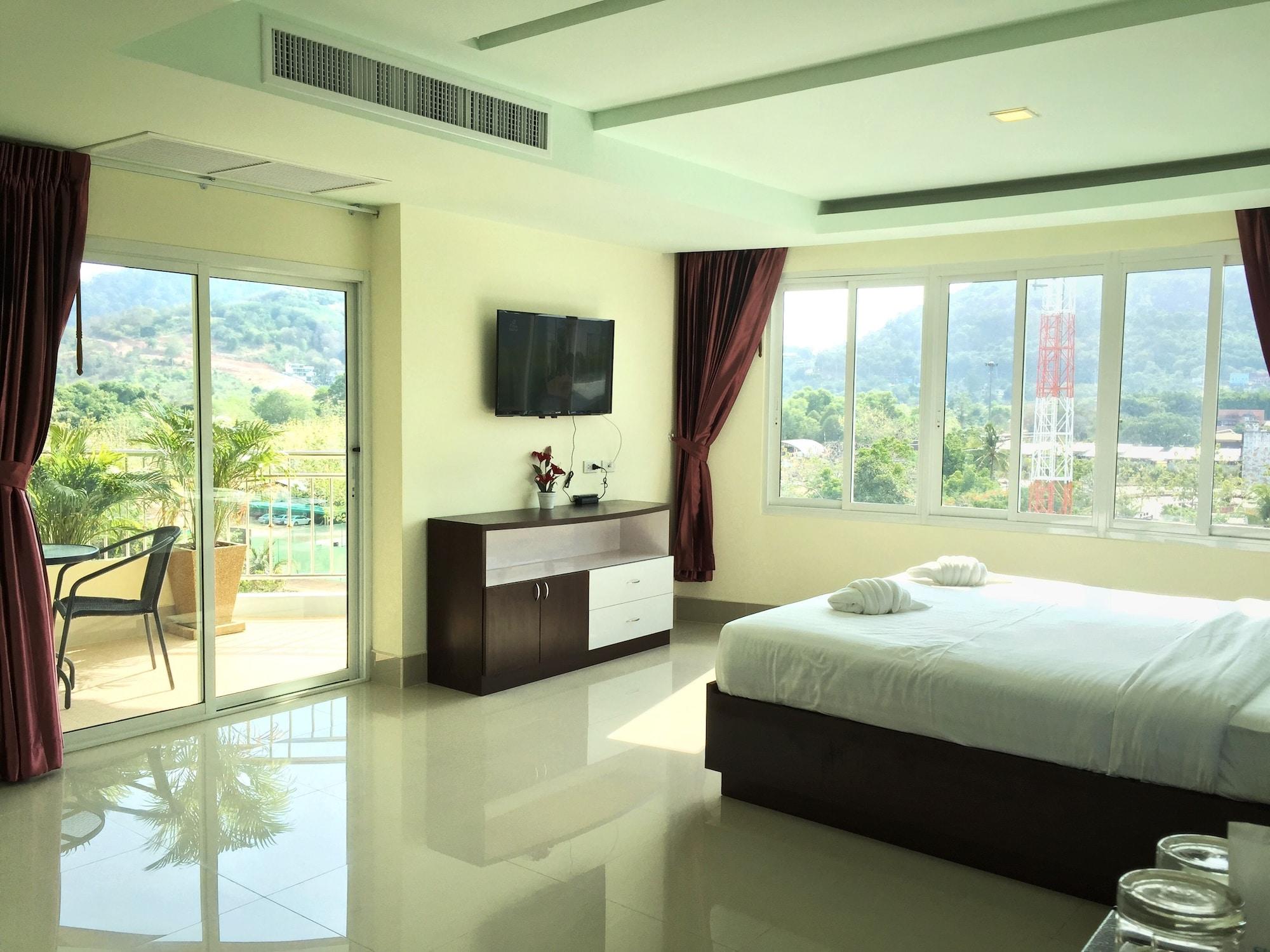Smile Hotel 3*