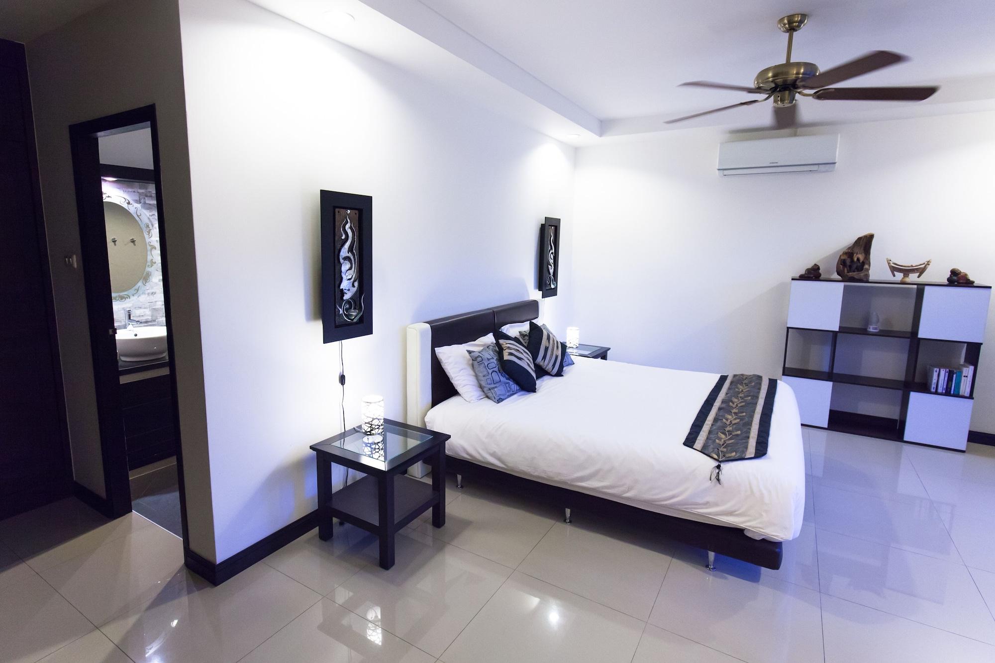 Villa Champagne By G Estate Rawai