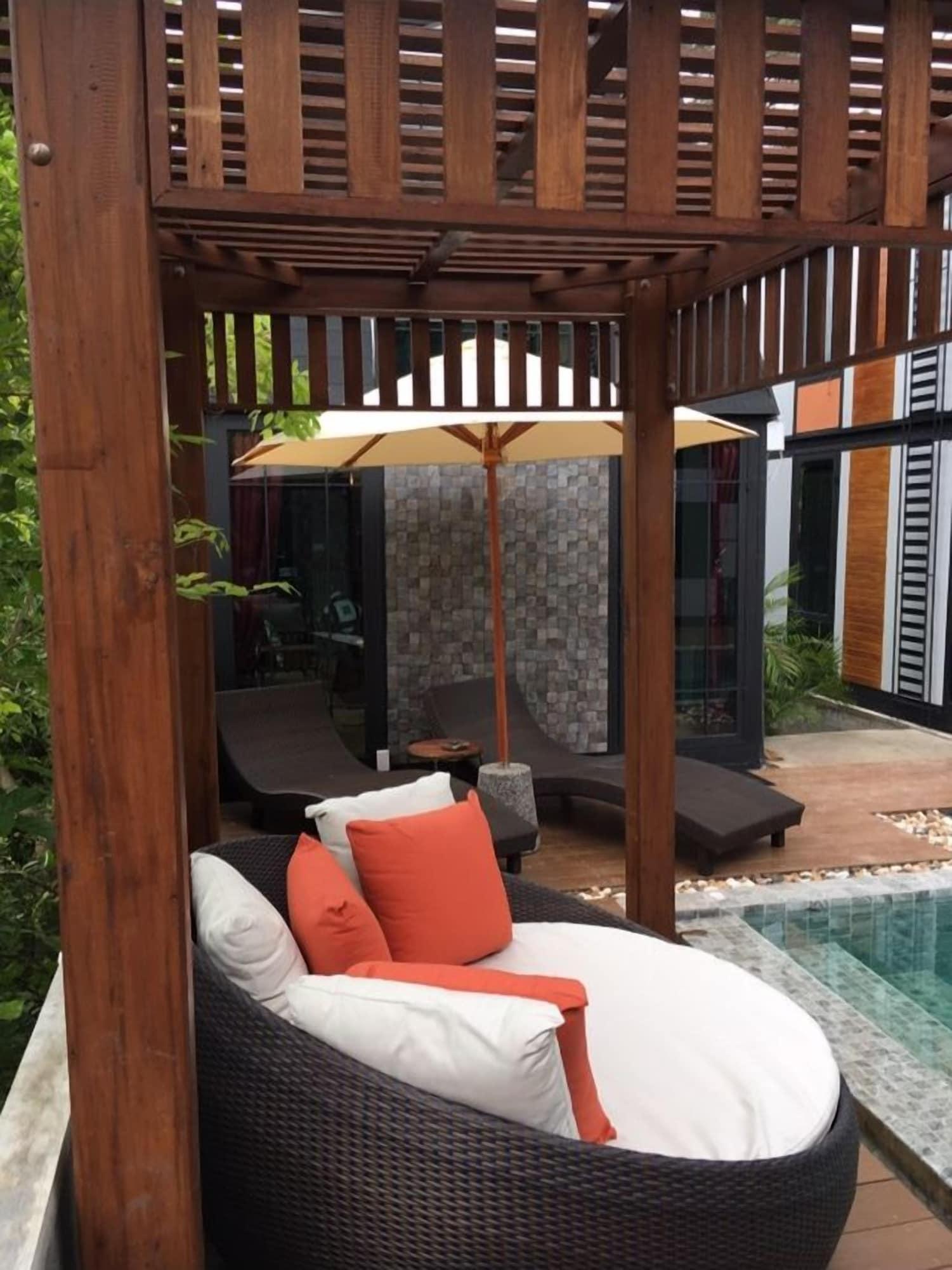 Villa Bukit Pool - Sha Extra Patong