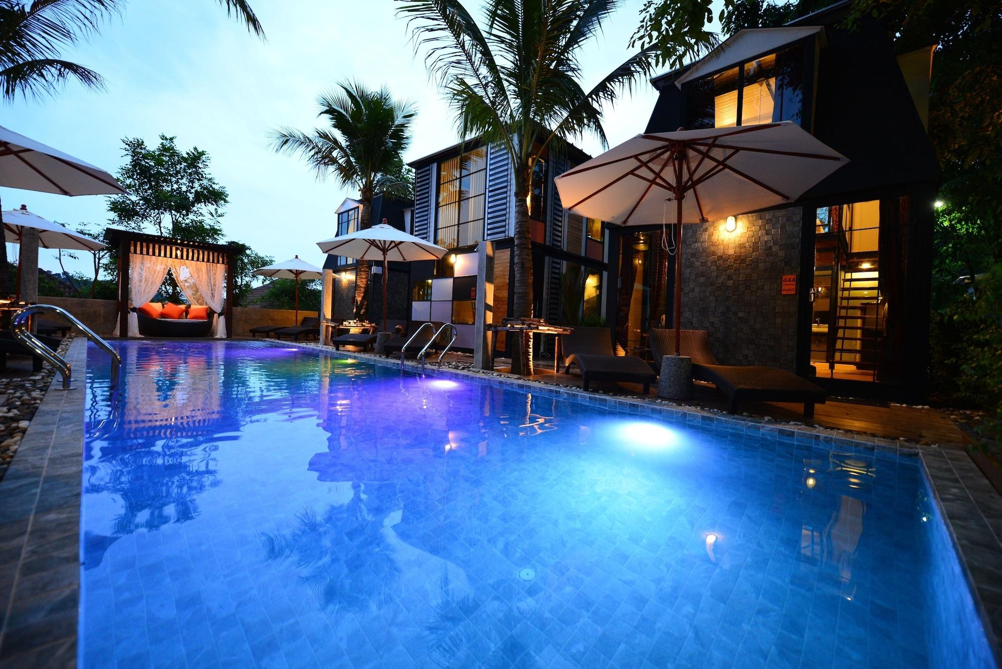 Bukit Pool - Sha Extra *