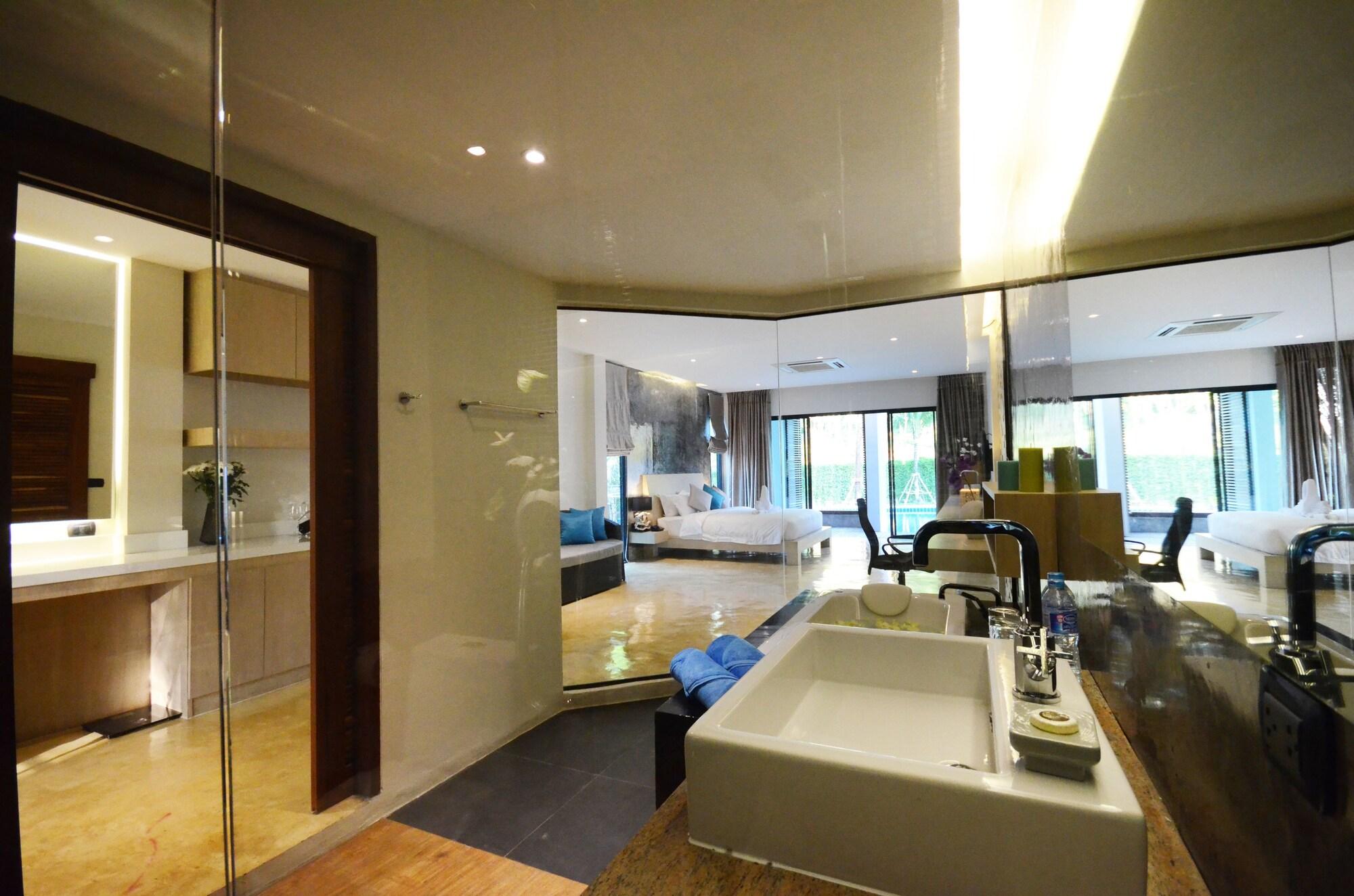 Wanaburi 4* Phuket