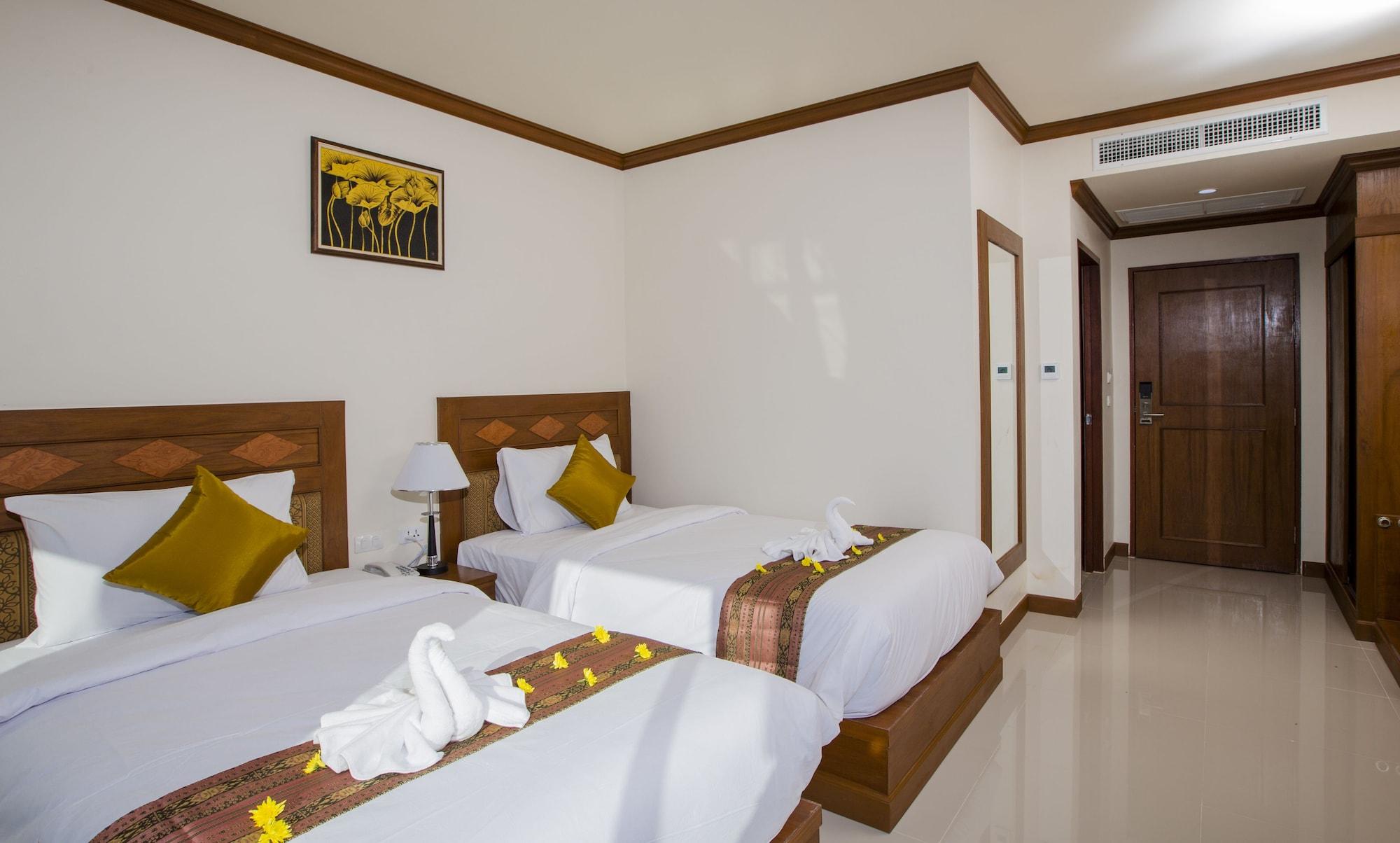 Airport Phuket 4*